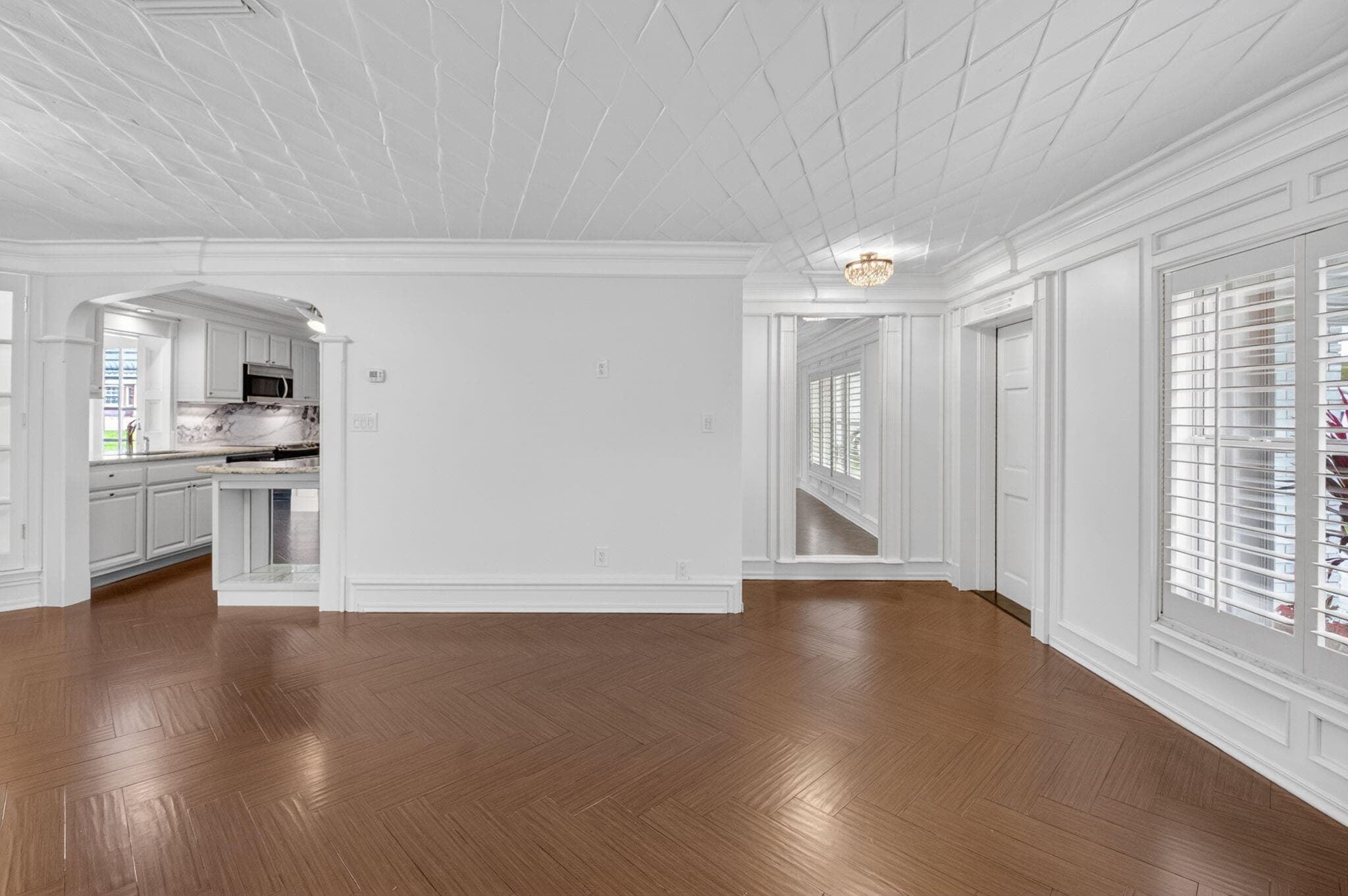 105 NW 8th Place, Boynton Beach, FL 33426 — photo 5 of 55