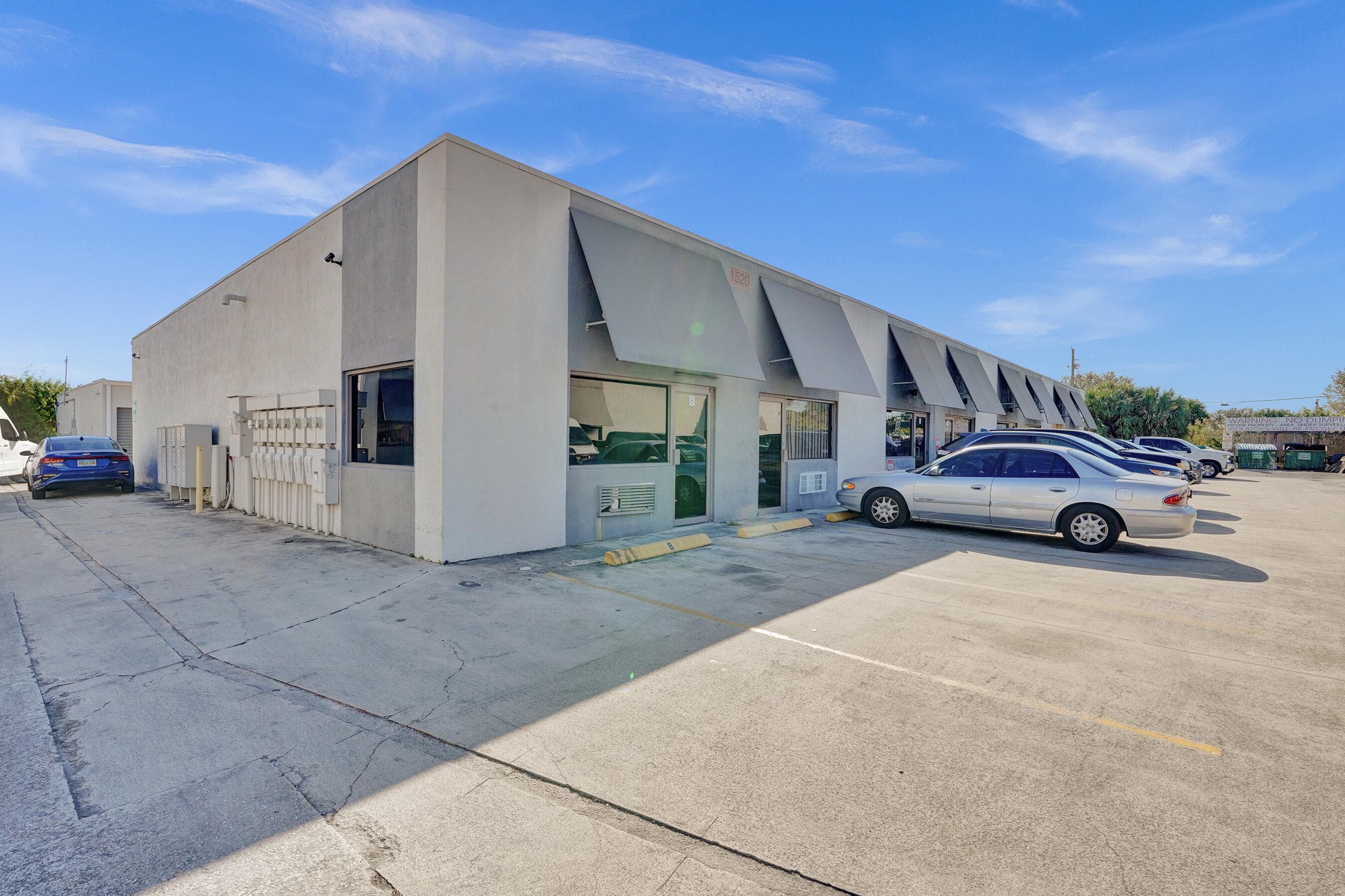 1520 Latham Road 2, West Palm Beach, FL 33409 — photo 1 of 8
