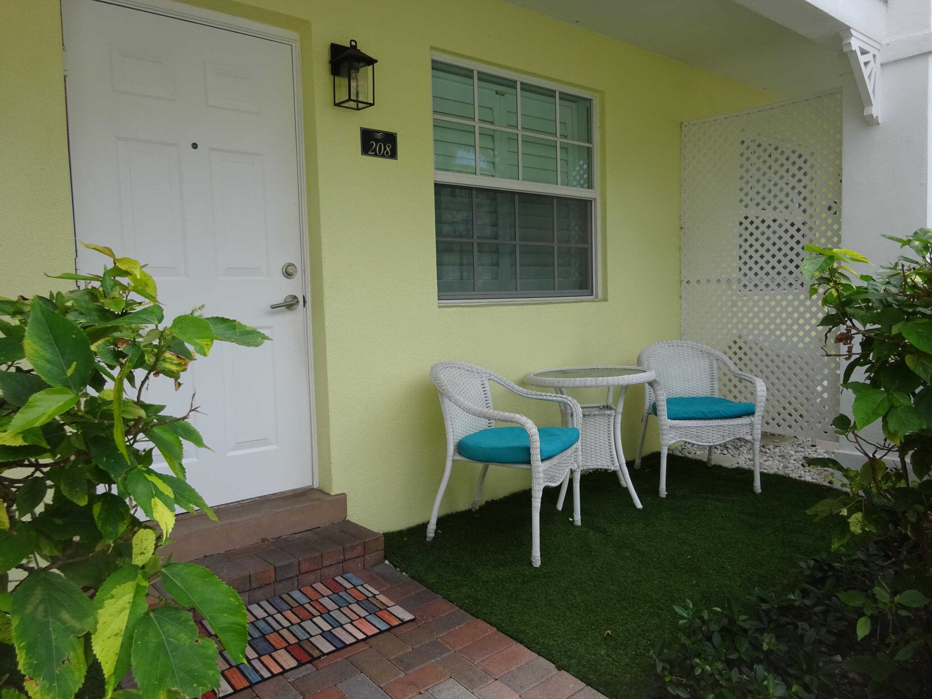 2660 NE 8th Avenue 208, Wilton Manors, FL 33334 — photo 2 of 19