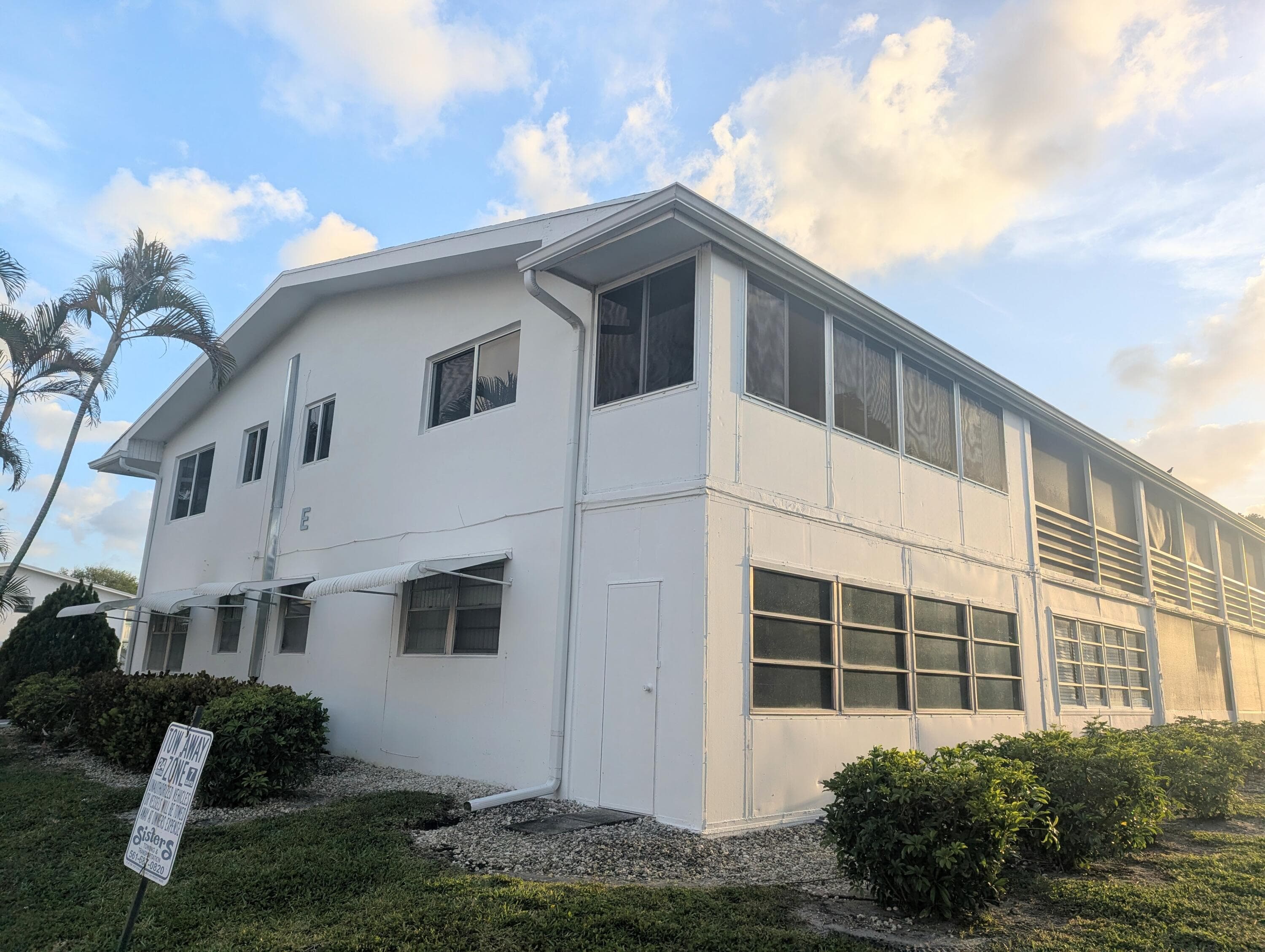 100 Kingswood E, West Palm Beach, FL 33417 — photo 19 of 35