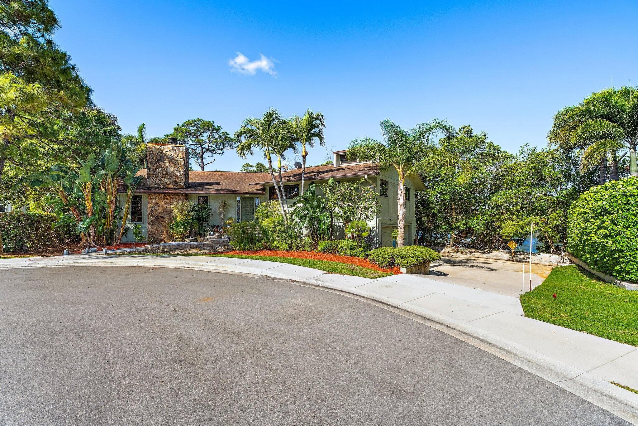 702 Warren Drive, Jupiter, FL 33458 — photo 13 of 83