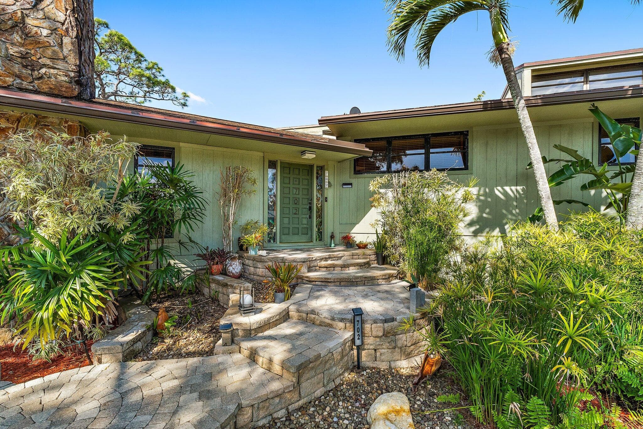 702 Warren Drive, Jupiter, FL 33458 — photo 16 of 83