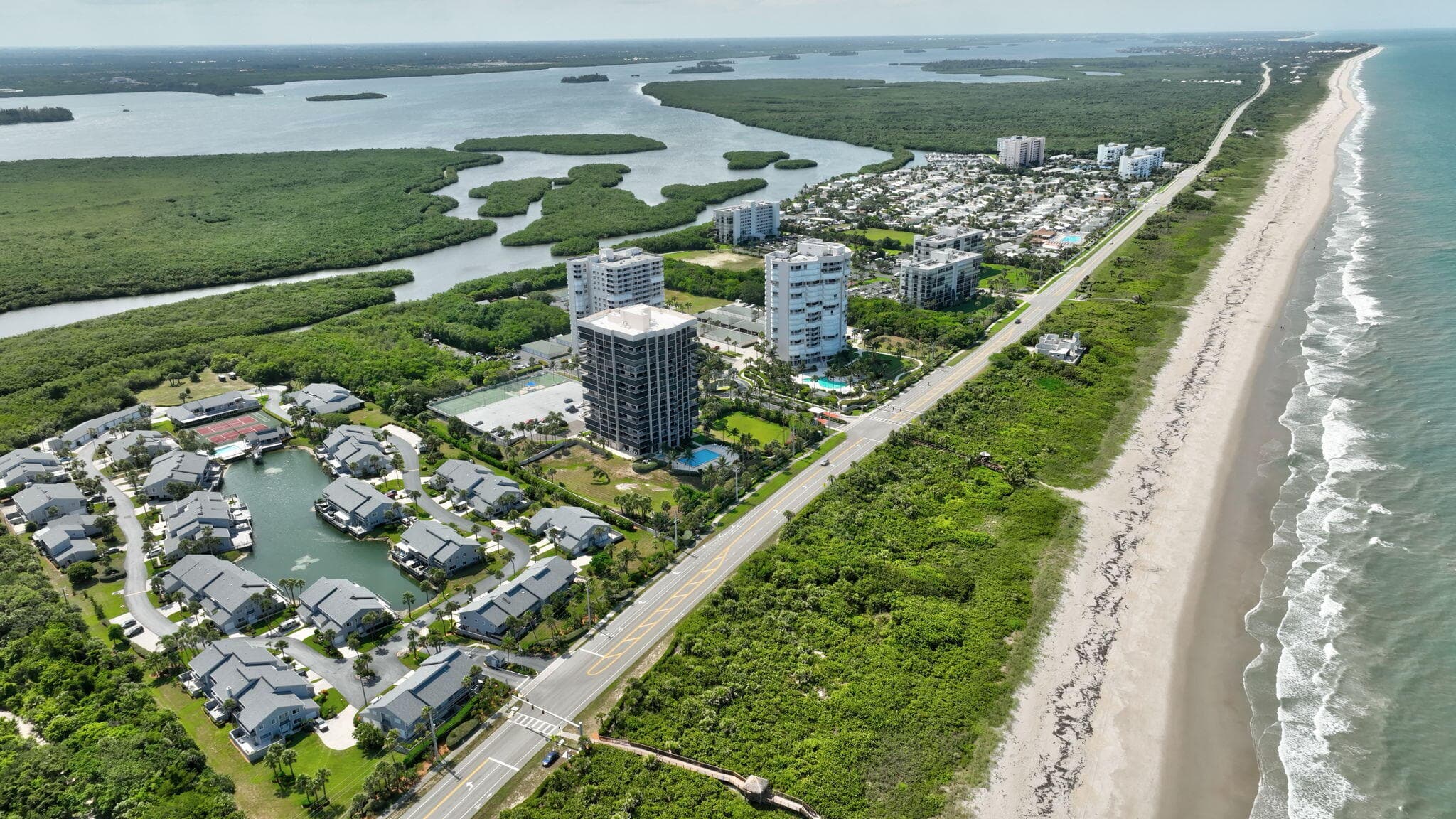 5049 N Hwy A1a 1905, Hutchinson Island, FL 34949 — photo 47 of 57