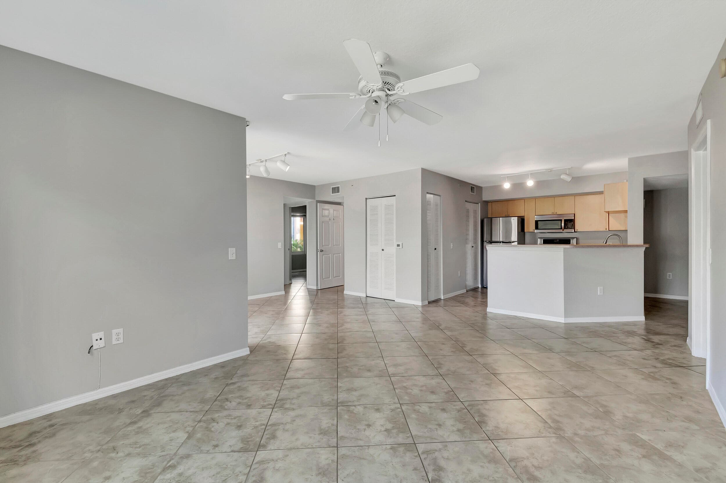 116 Villa Circle 116, Boynton Beach, FL 33435 — photo 14 of 40