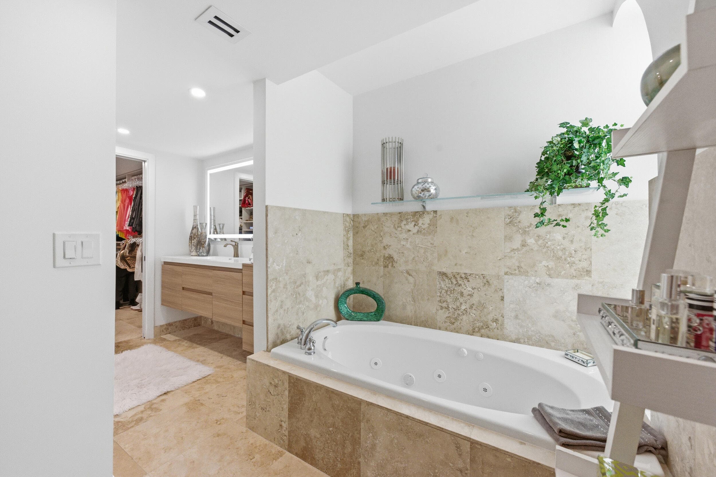 3972 N Ocean Drive 5, Singer Island, FL 33404 — photo 38 of 60