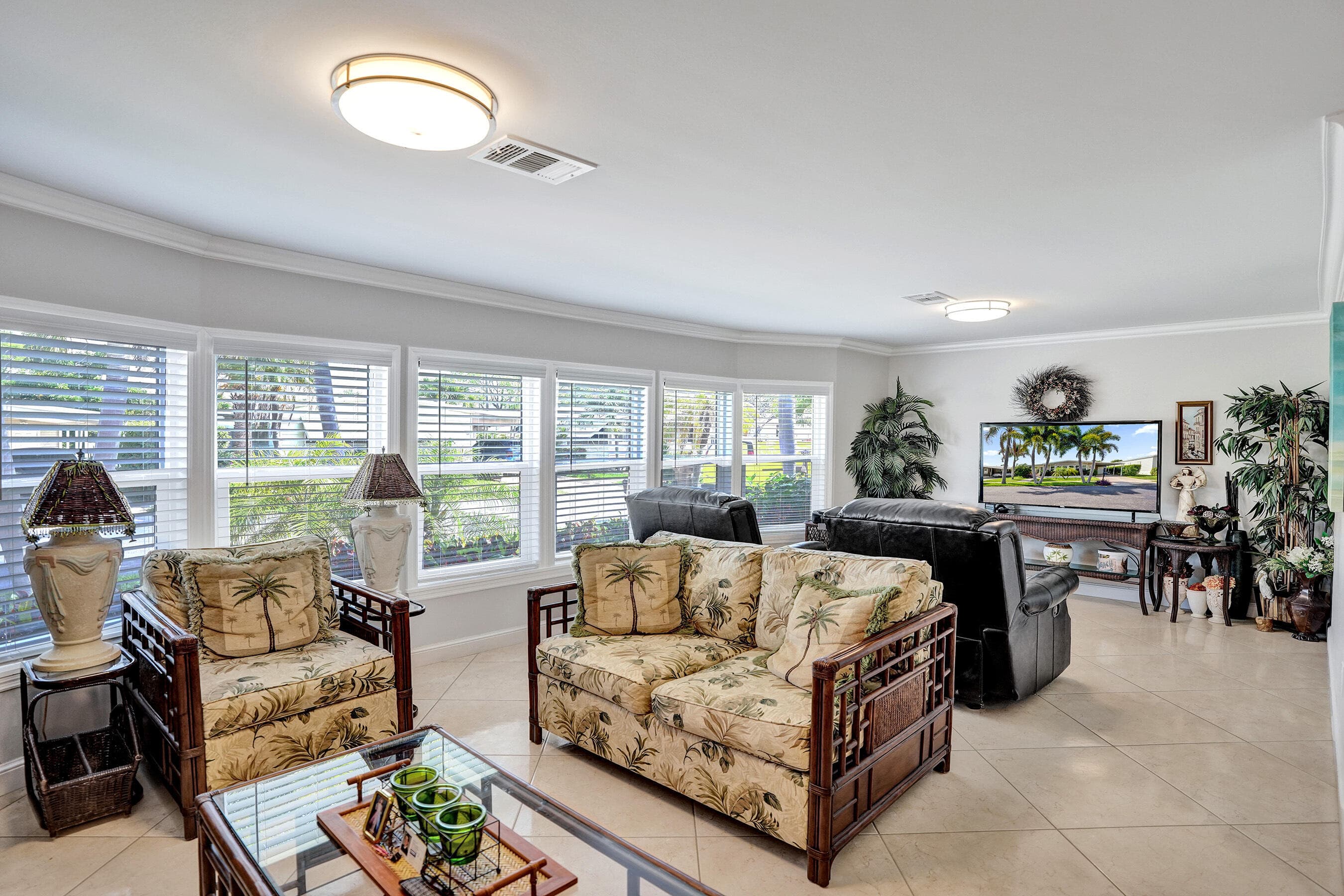120 NW 53rd Place, Pompano Beach, FL 33064 — photo 5 of 50