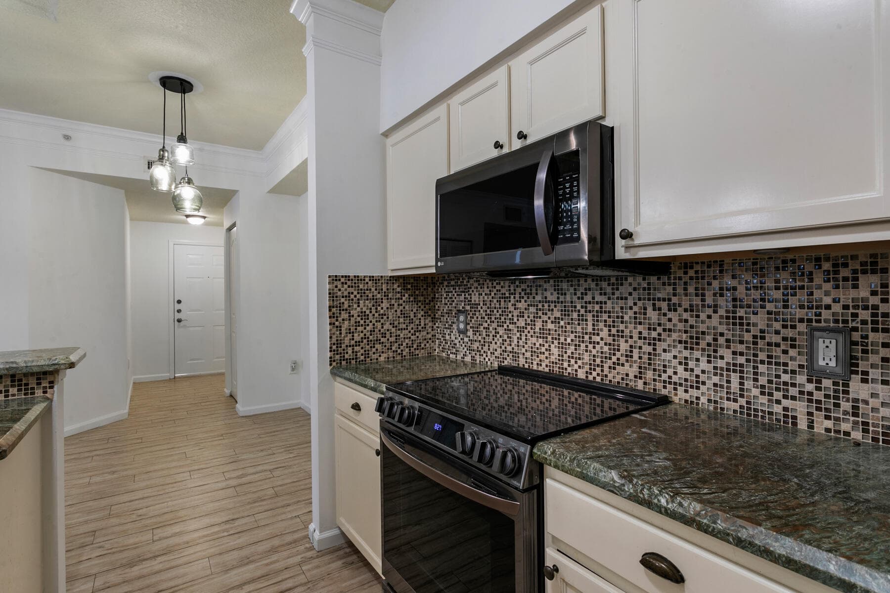 10103 W Myrtlewood Cir Circle W, Palm Beach Gardens, FL 33418 — photo 9 of 26
