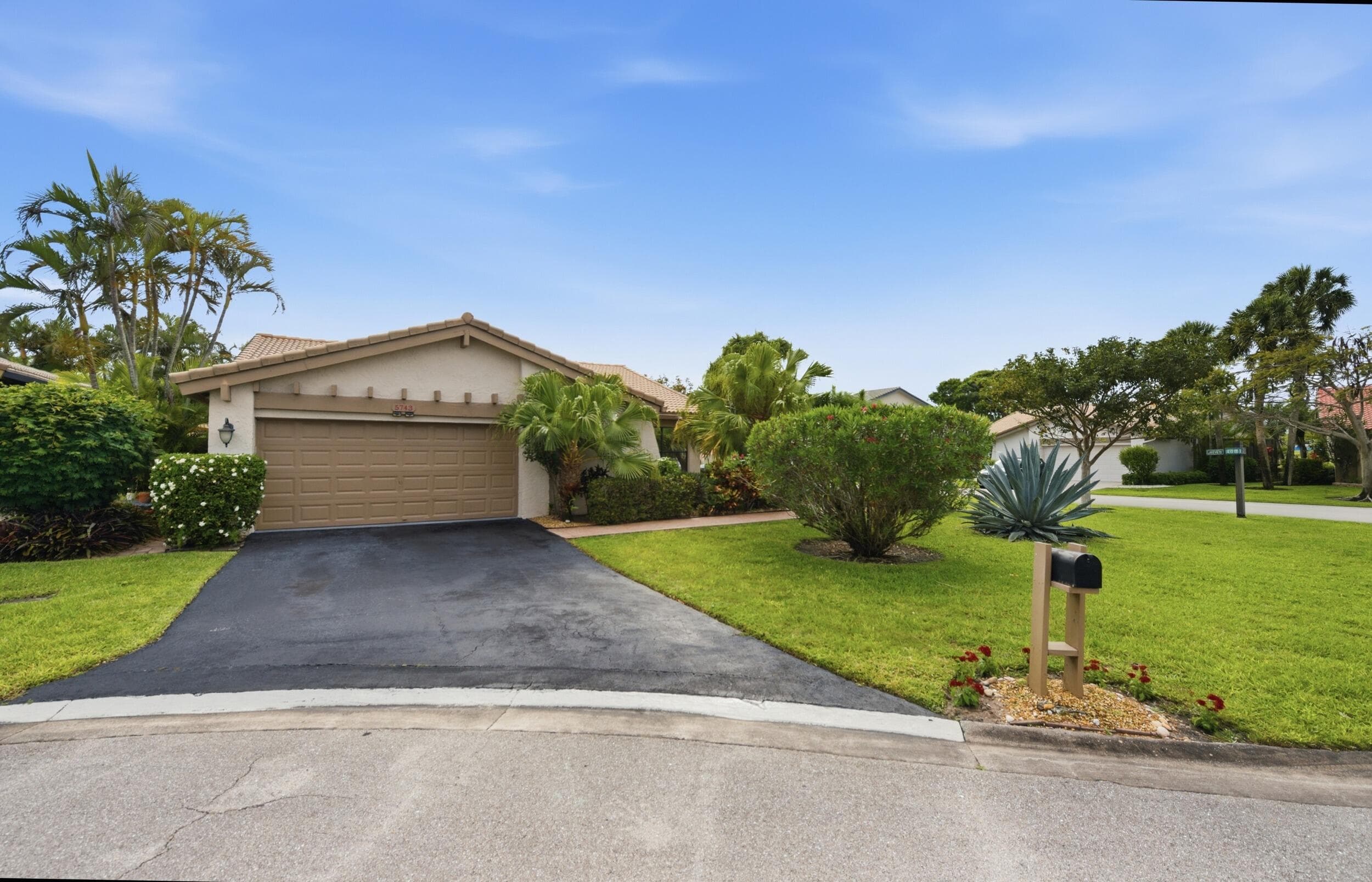5743 Lakeview Mews Drive, Boynton Beach, FL 33437 — photo 1 of 50