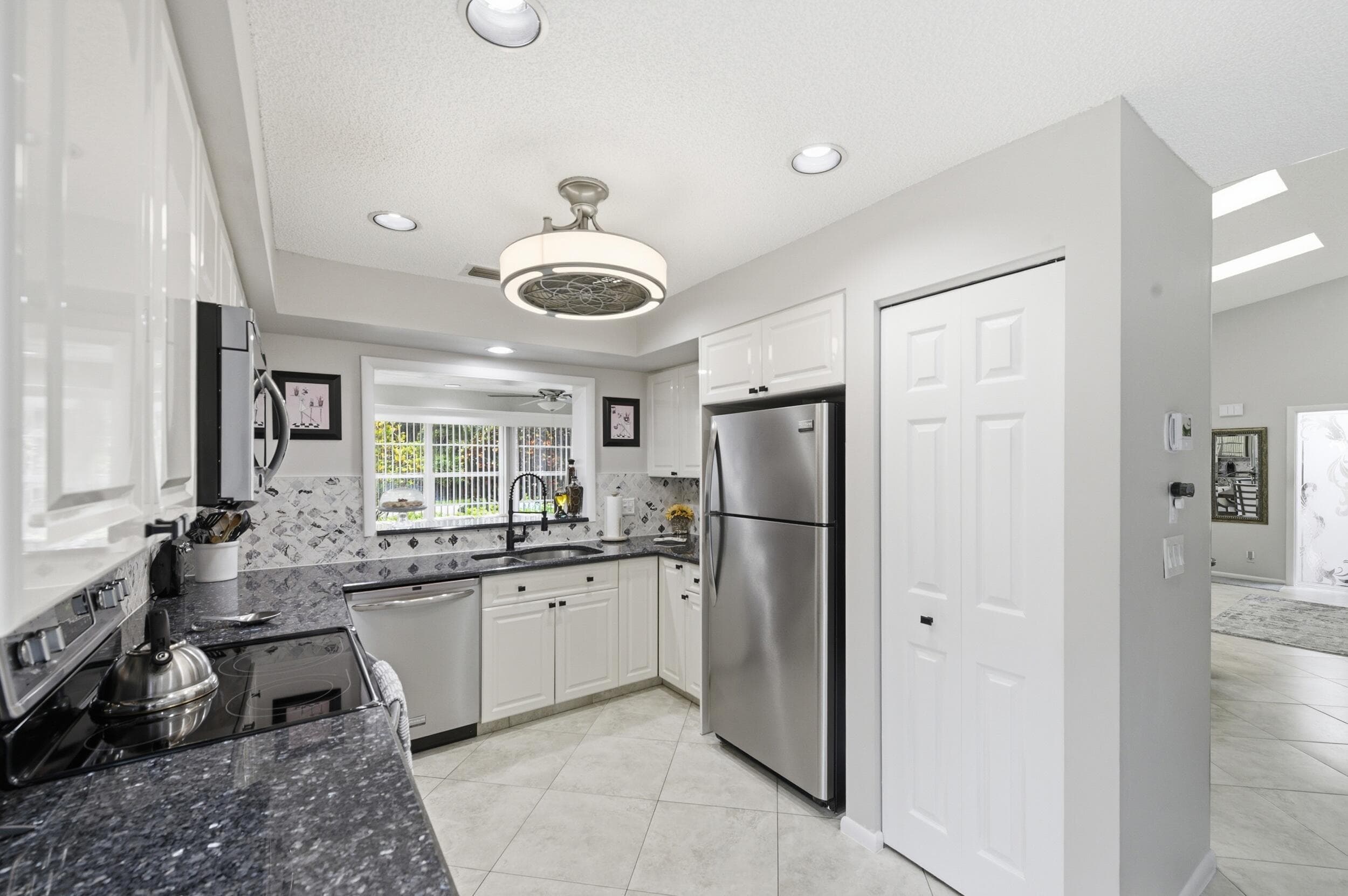 5743 Lakeview Mews Drive, Boynton Beach, FL 33437 — photo 18 of 50