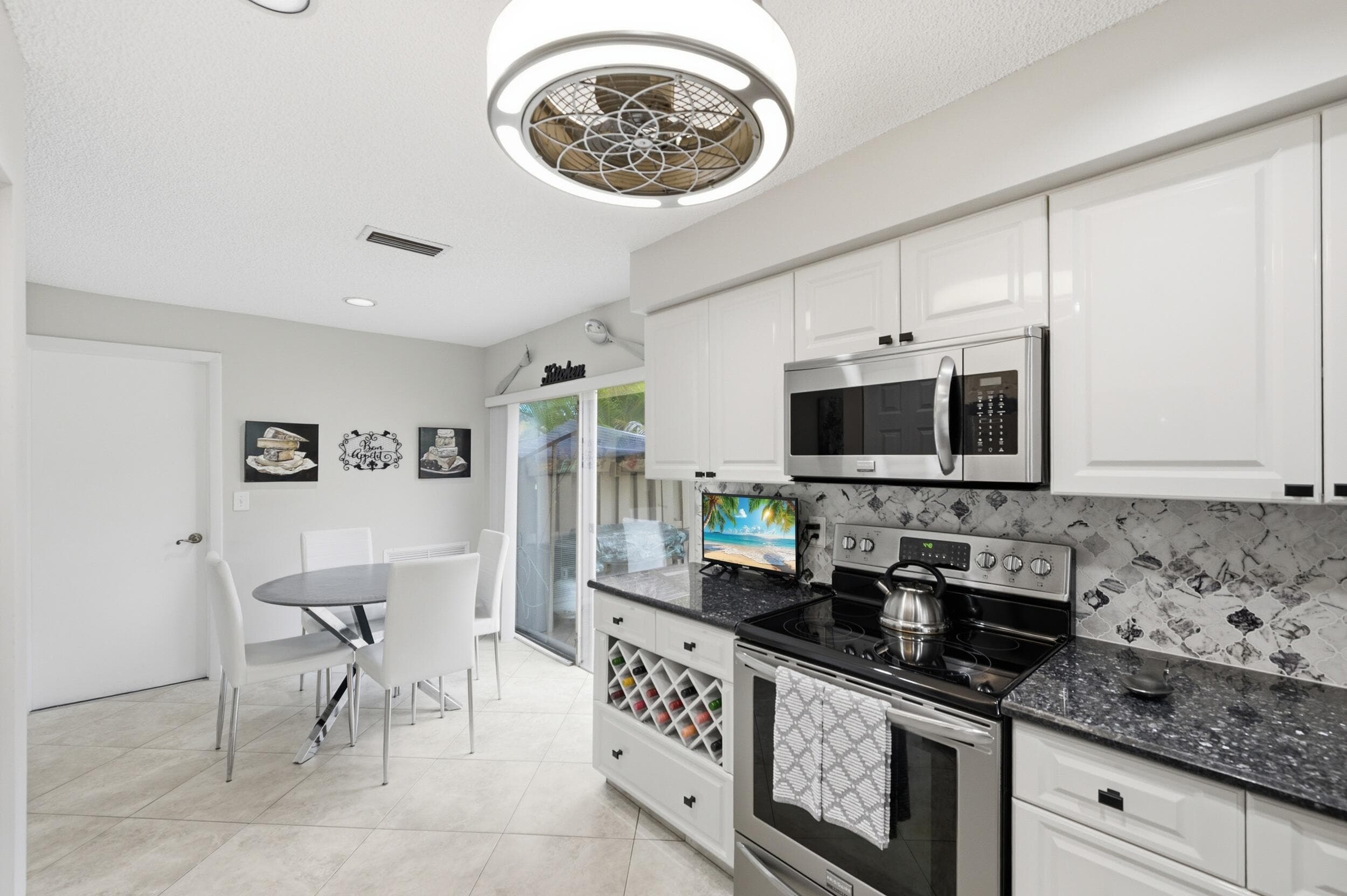 5743 Lakeview Mews Drive, Boynton Beach, FL 33437 — photo 21 of 50