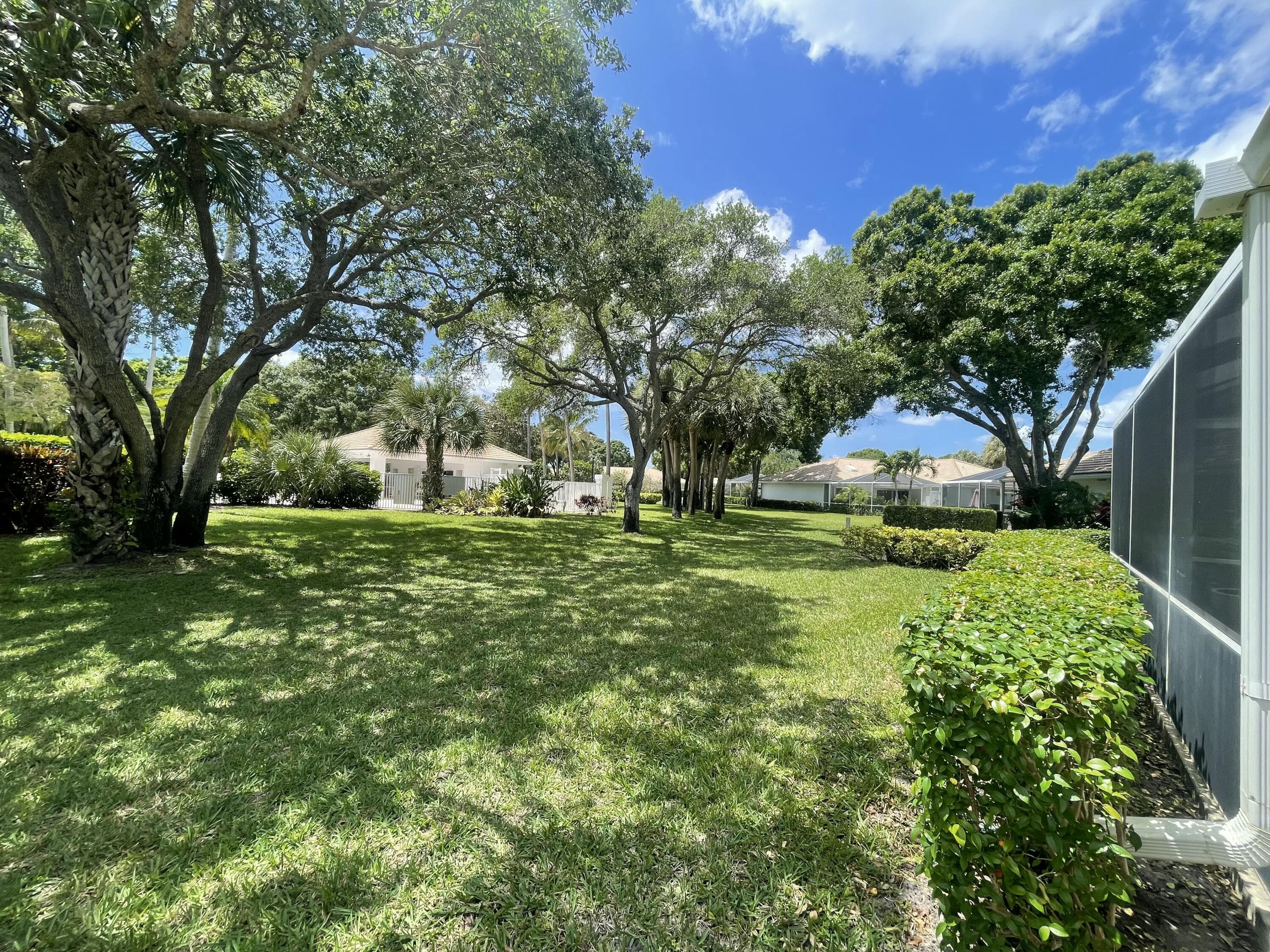 701 Silverleaf Oak Court, Palm Beach Gardens, FL 33410 — photo 3 of 39