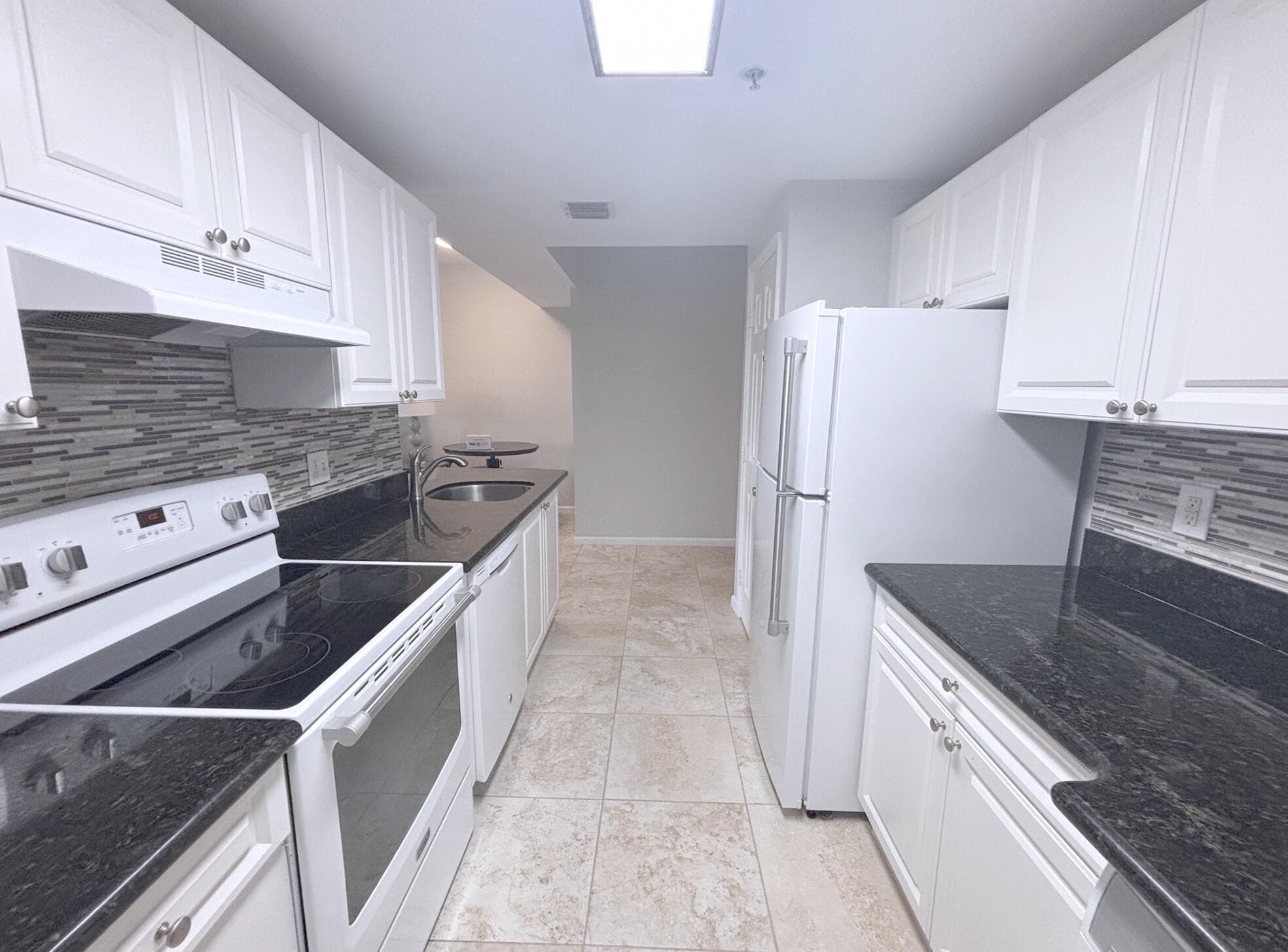 2080 Greenview Shores Boulevard 419, Wellington, FL 33414 — photo 7 of 22