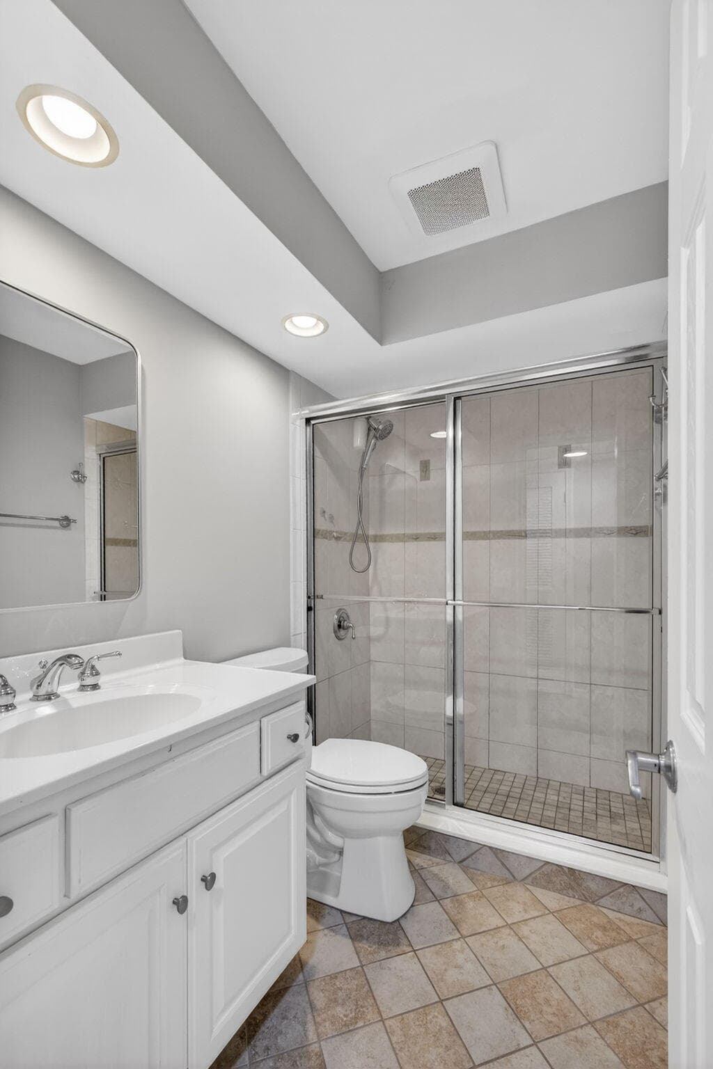 111 Shore Court 205, North Palm Beach, FL 33408 — photo 14 of 50