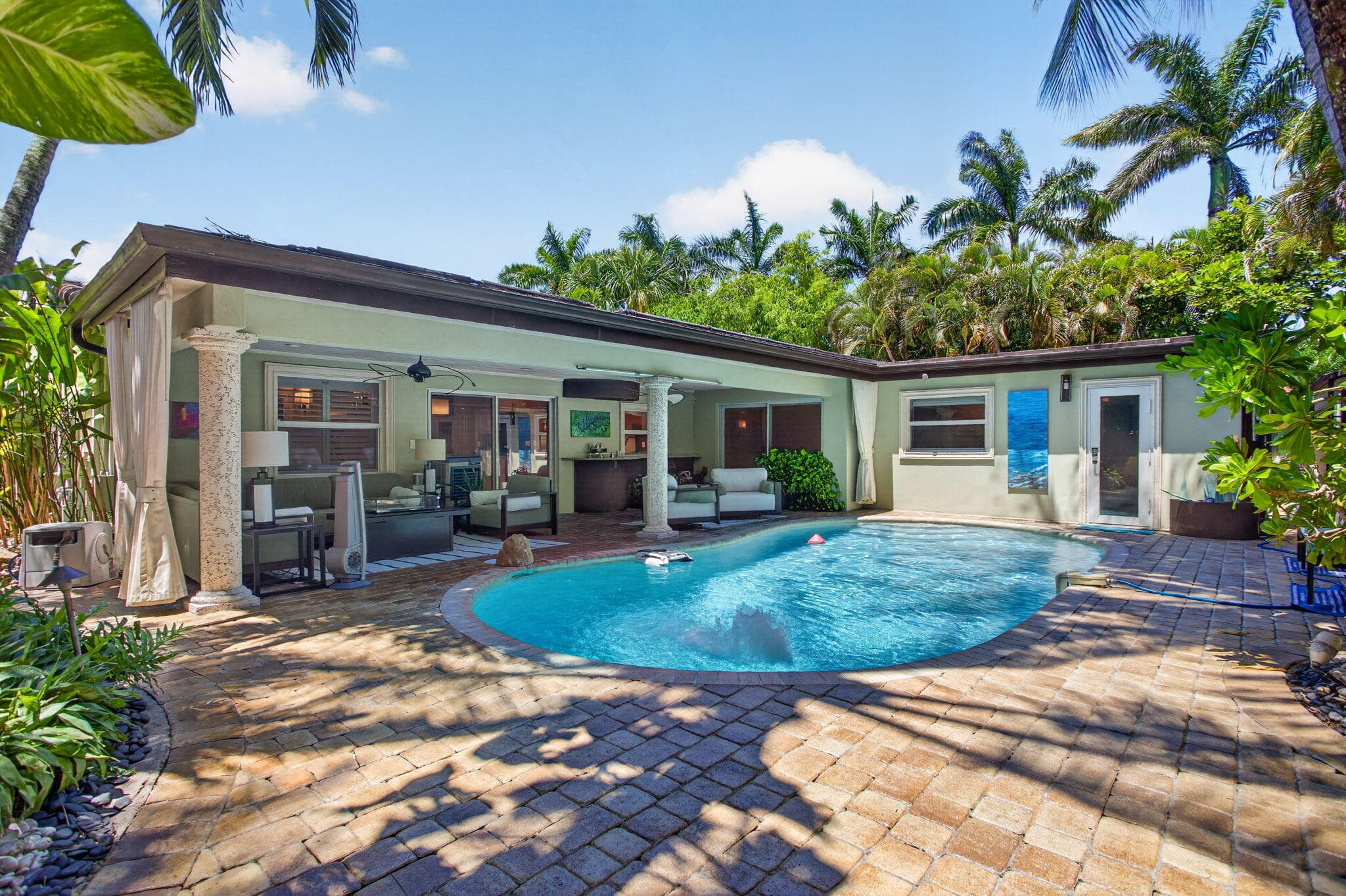 2812 NW 12th Avenue, Wilton Manors, FL 33311 — photo 16 of 64