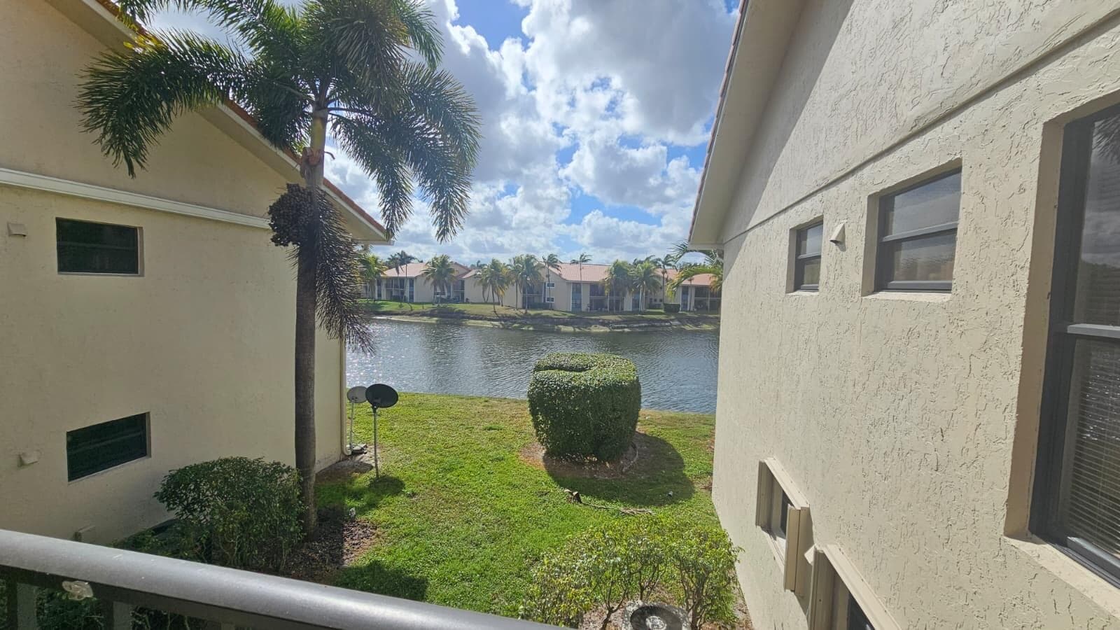 1517 Lake Crystal Drive E, West Palm Beach, FL 33411 — photo 2 of 19