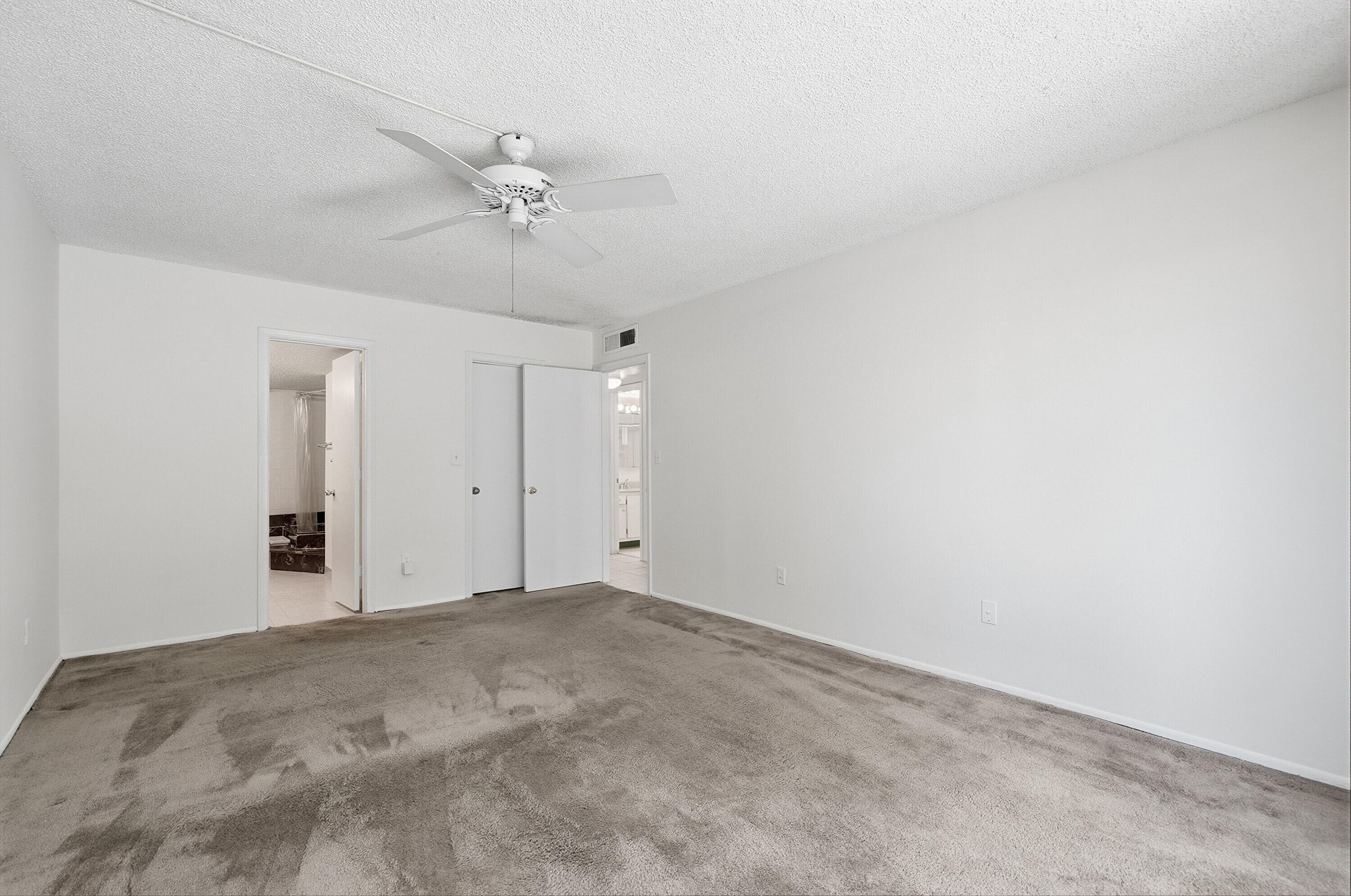 20615 NE 7th Court, Miami, FL 33179 — photo 13 of 37