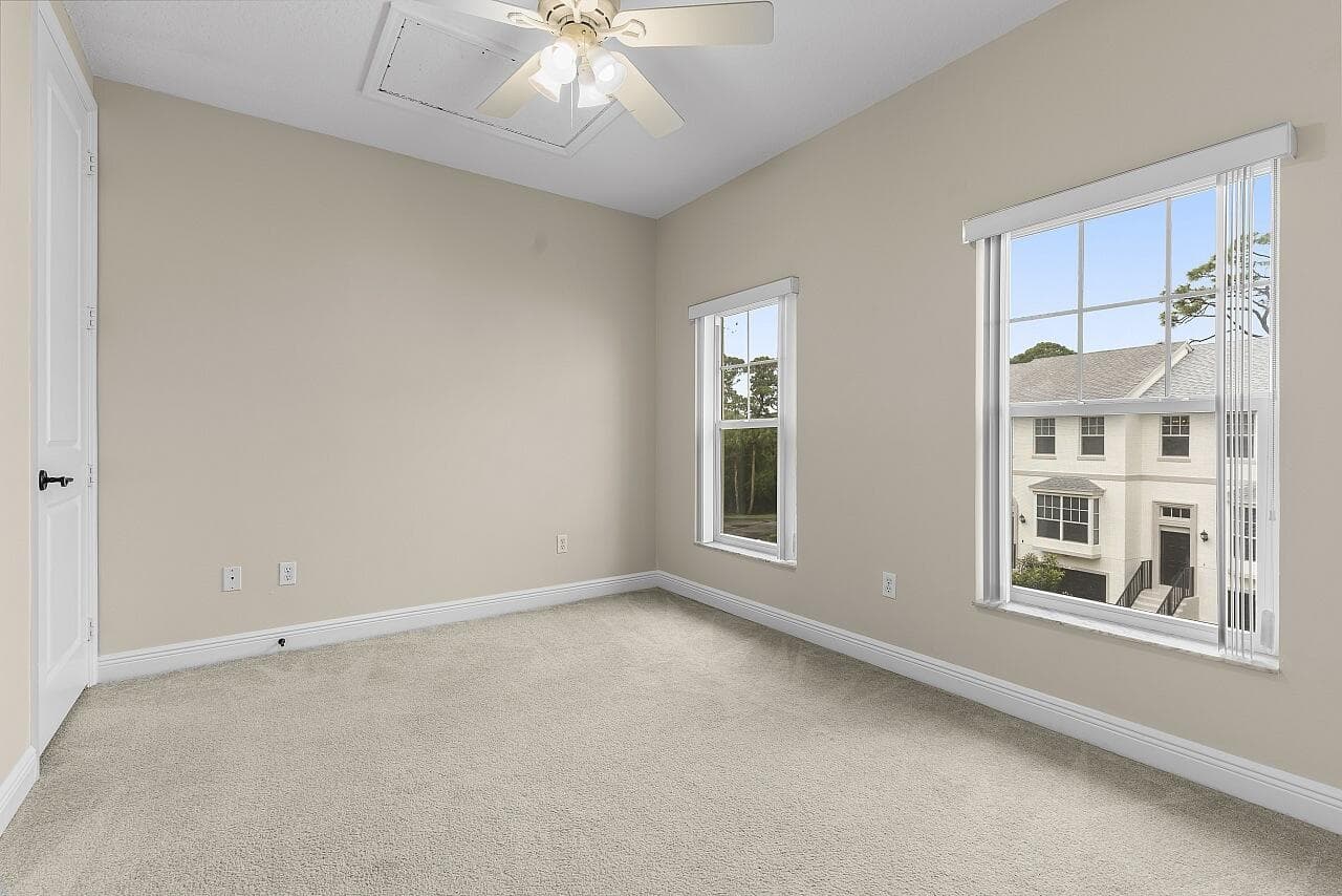 1620 42nd Square 104, Vero Beach, FL 32960 — photo 18 of 43