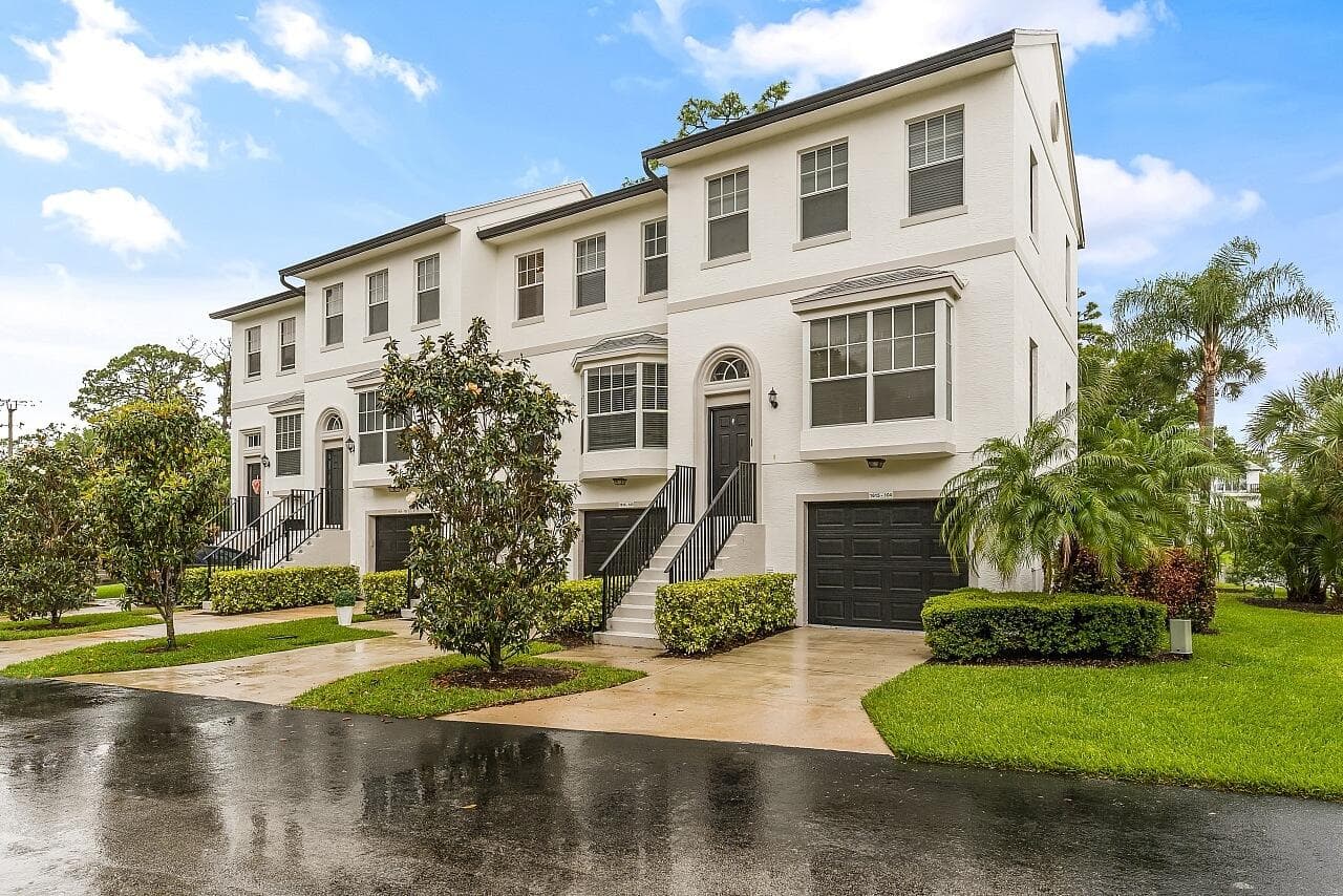 1620 42nd Square 104, Vero Beach, FL 32960 — photo 37 of 43