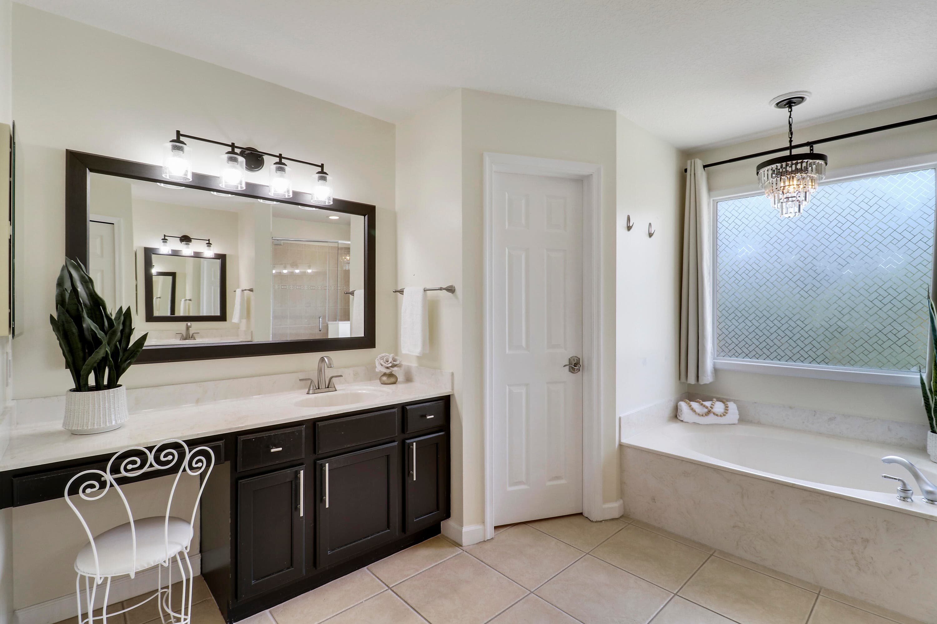 8088 Bautista Way, Palm Beach Gardens, FL 33418 — photo 37 of 60