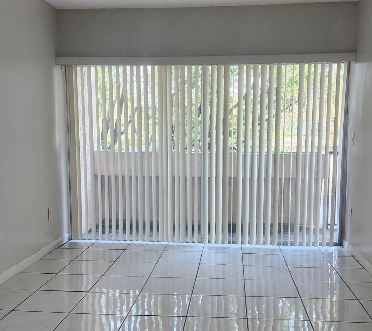 488 NE 18th Avenue 208, Homestead, FL 33033 — photo 2 of 11