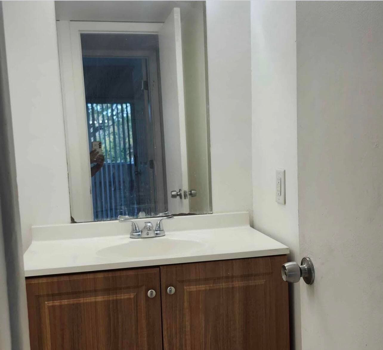 488 NE 18th Avenue 208, Homestead, FL 33033 — photo 5 of 11