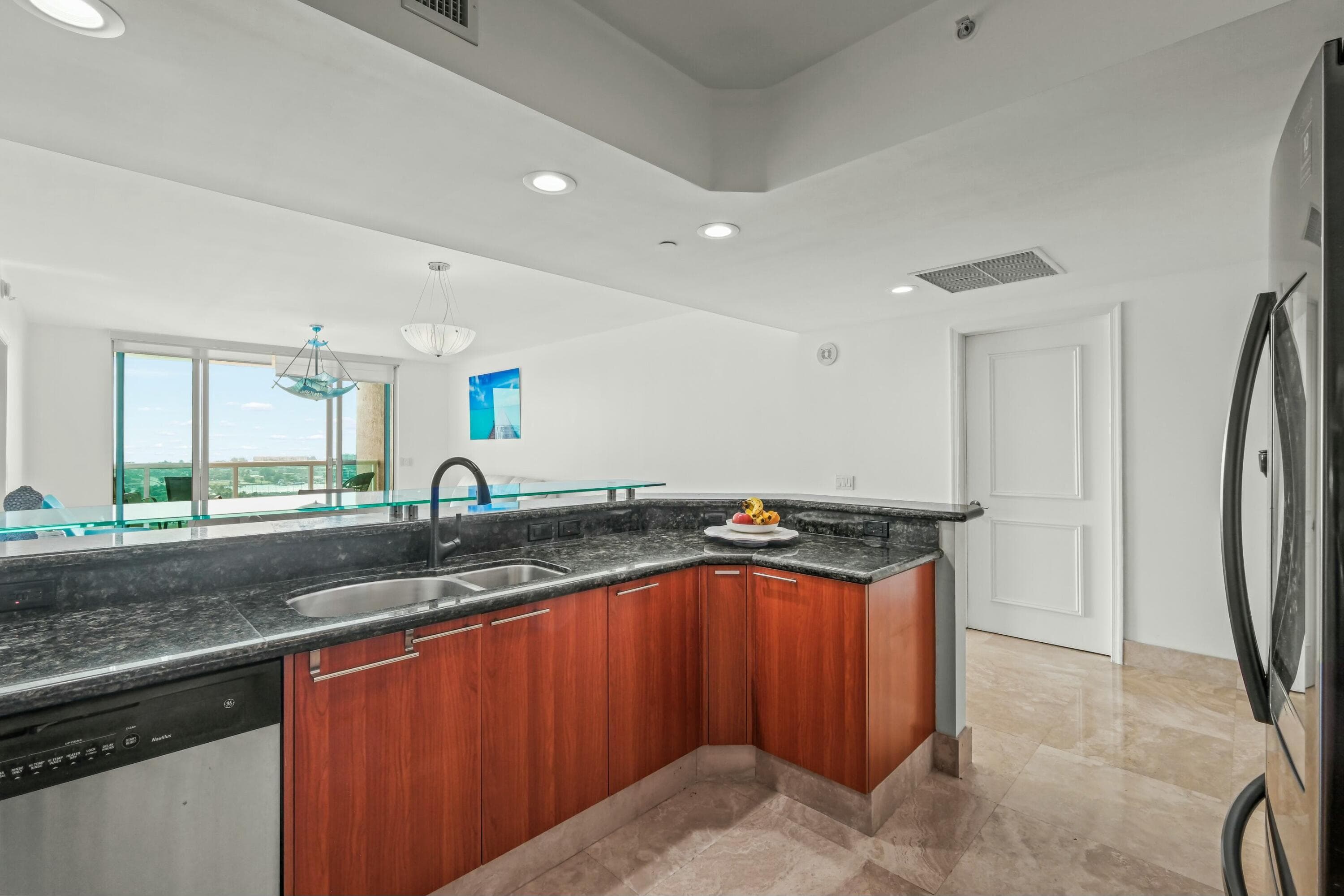2640 Lake Shore Drive 1710, Riviera Beach, FL 33404 — photo 12 of 53