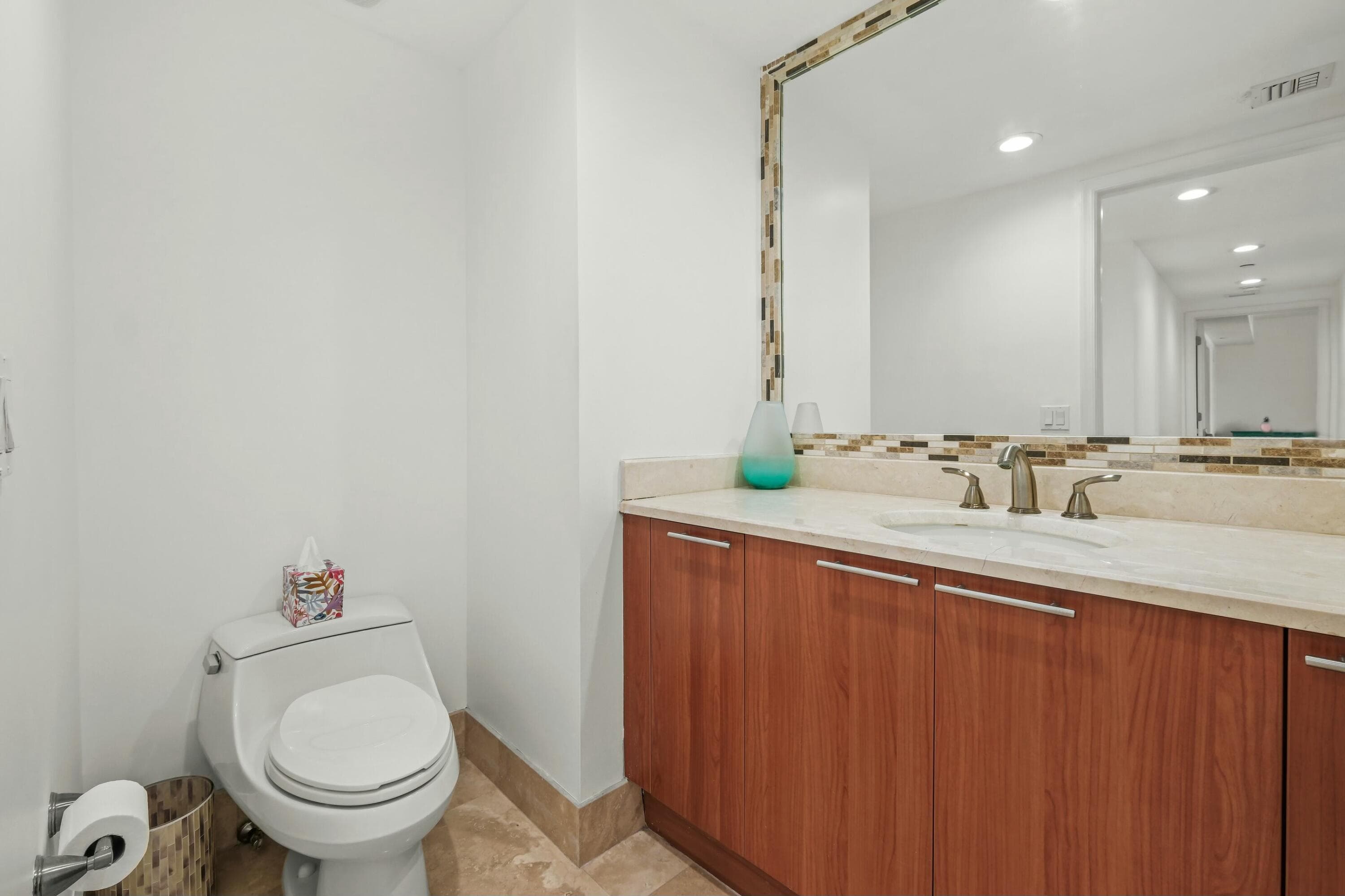 2640 Lake Shore Drive 1710, Riviera Beach, FL 33404 — photo 13 of 53