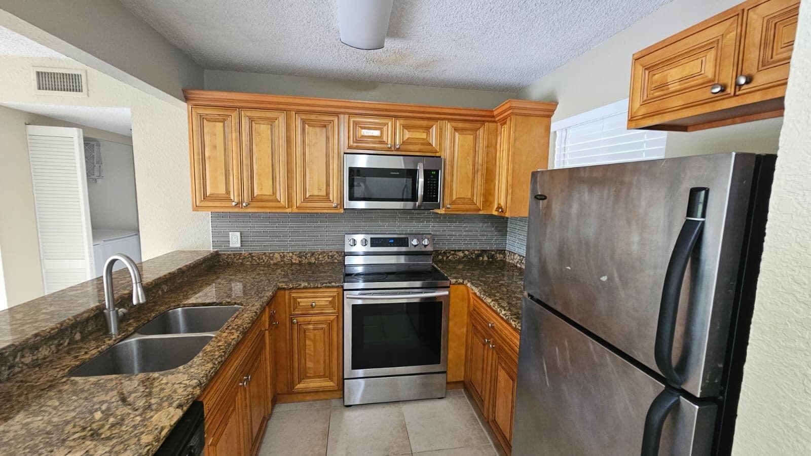 1581 Balfour Point Drive G, West Palm Beach, FL 33411 — photo 2 of 18