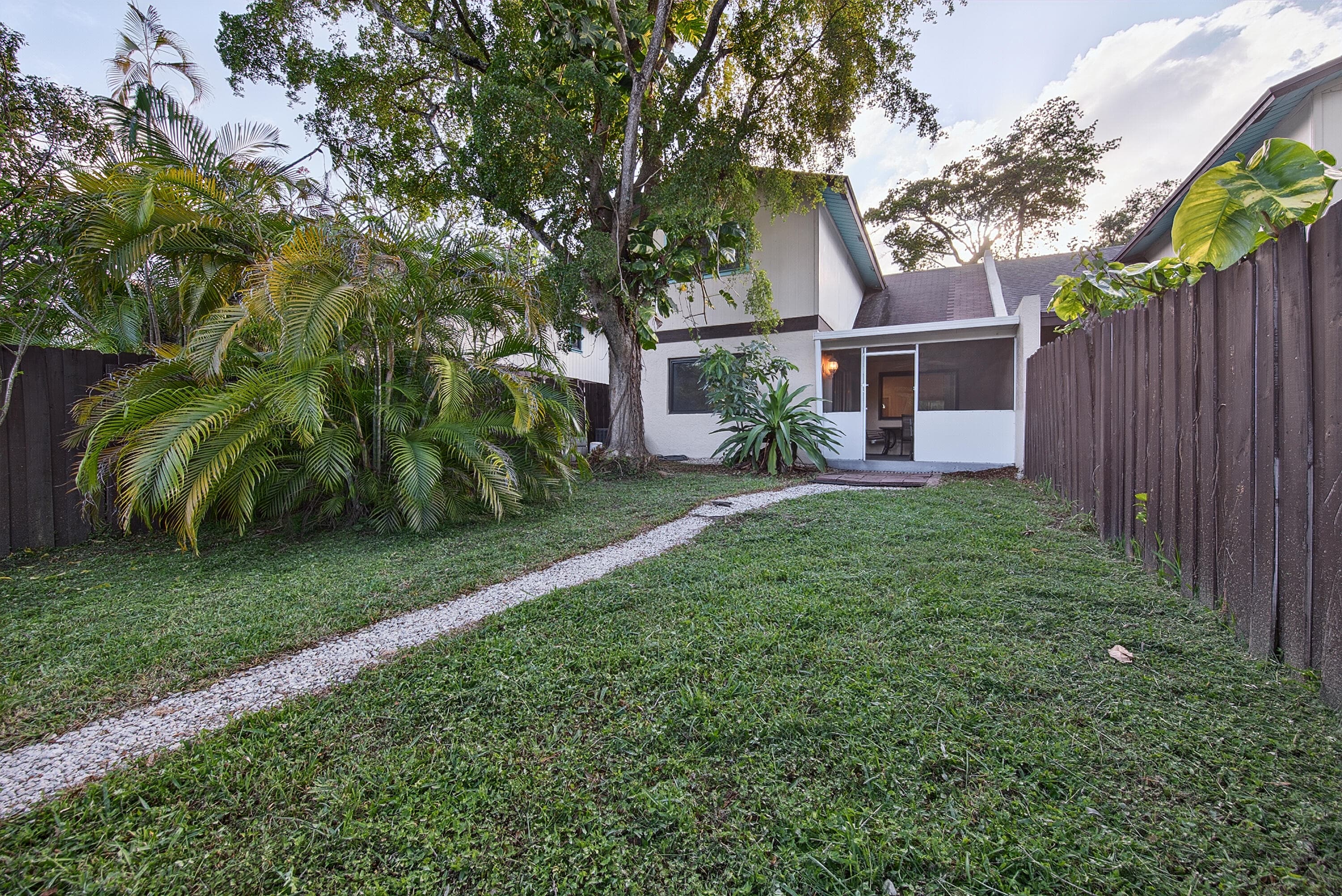 191 NE 6th Court, Dania Beach, FL 33004 — photo 50 of 60
