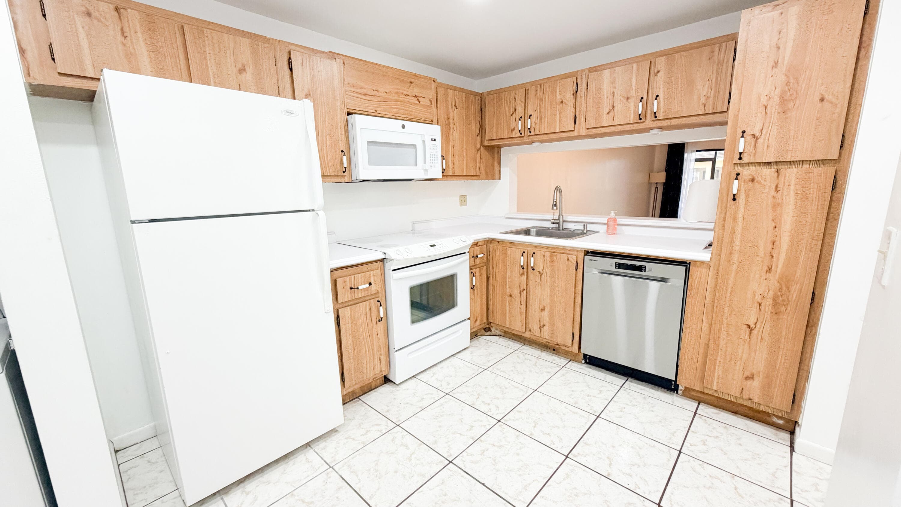 6475 W Oakland Park Boulevard, Lauderhill, FL 33313 — photo 5 of 15