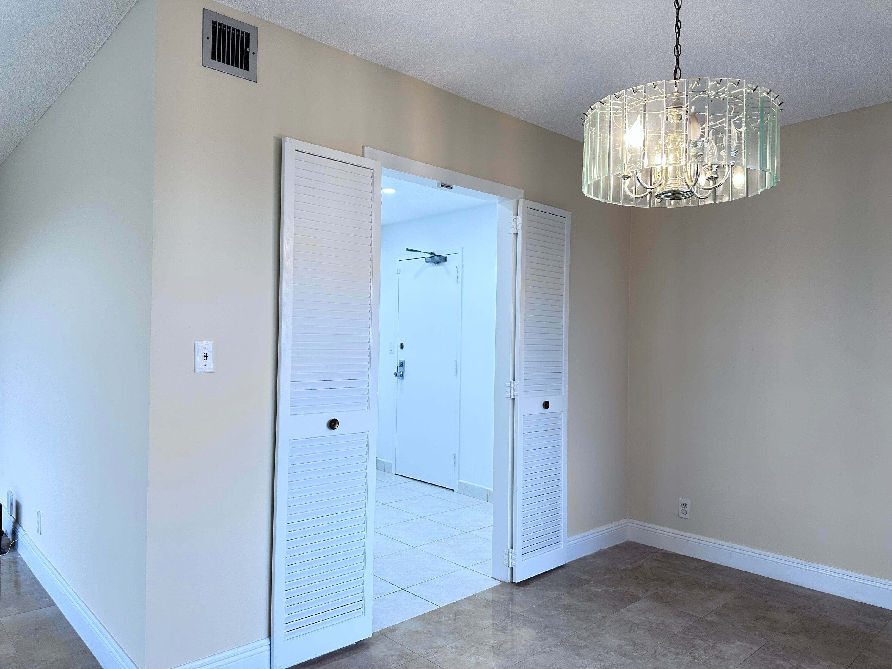 10777 W Sample Road 714, Coral Springs, FL 33065 — photo 5 of 19