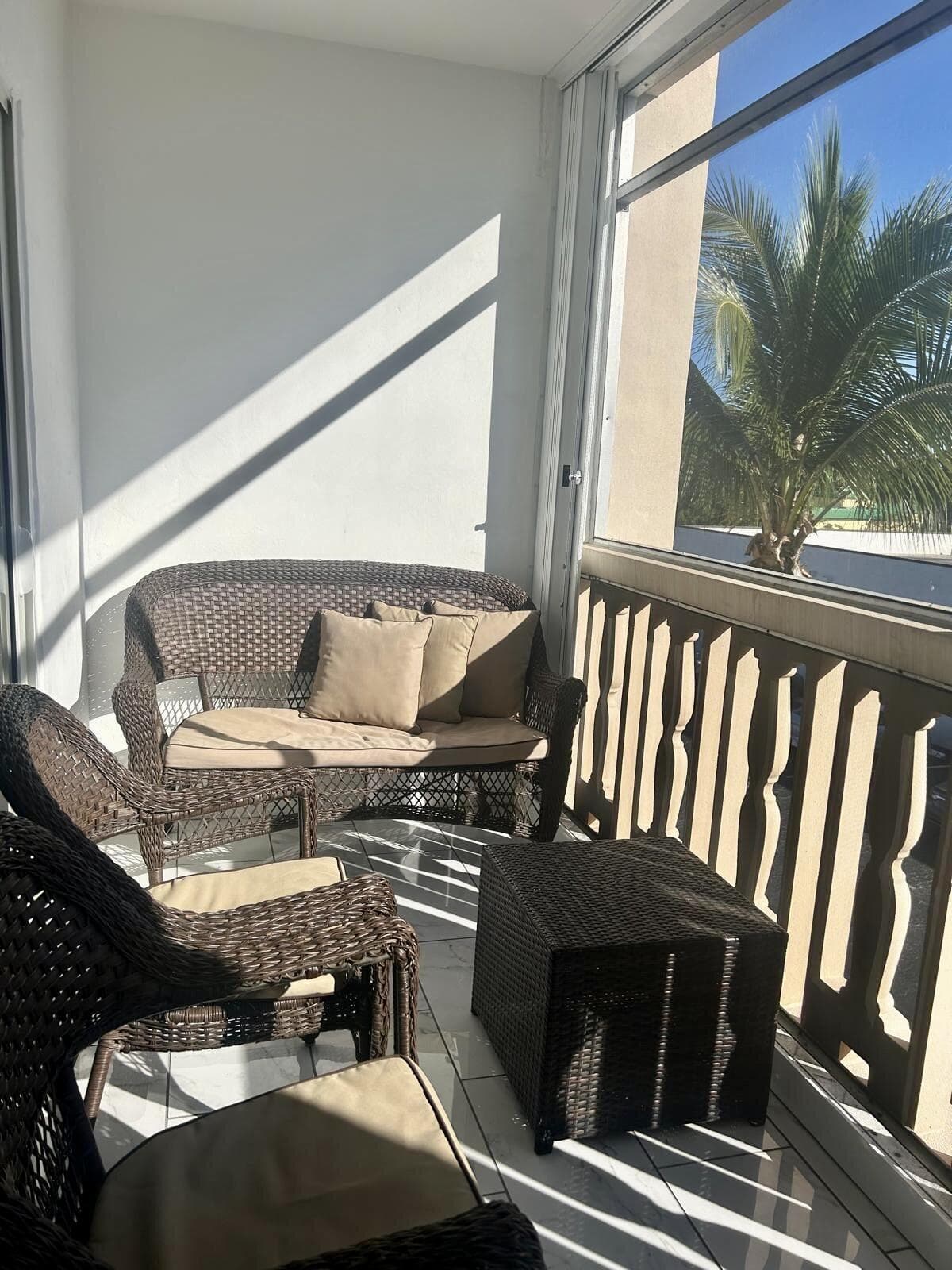 410 SE 2nd Street 323, Hallandale Beach, FL 33009 — photo 2 of 7