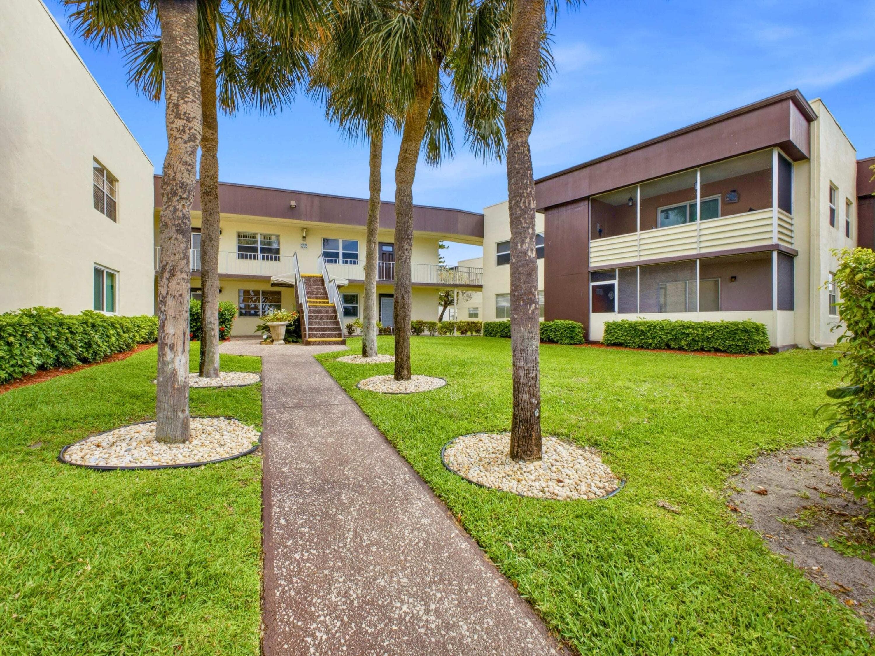 755 Normandy P, Delray Beach, FL 33484 — photo 1 of 35