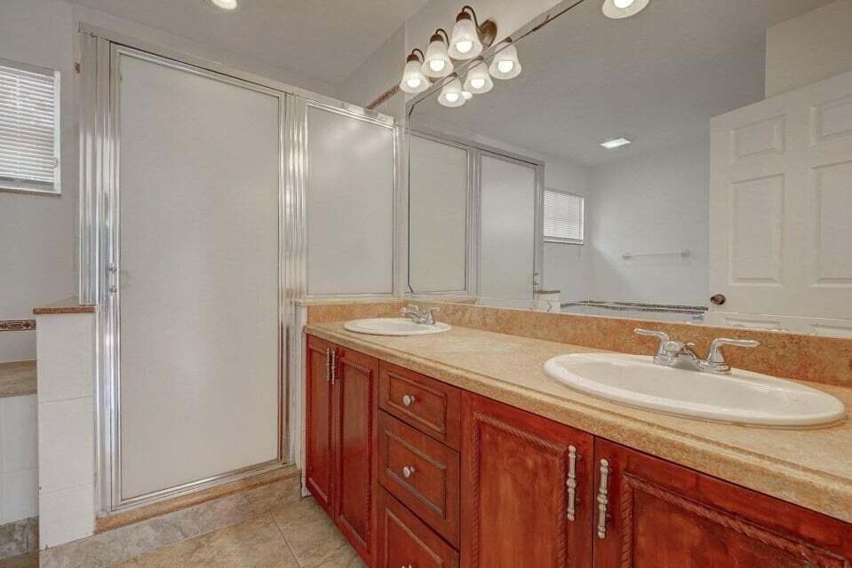 10758 Lake Jasmine Drive, Boca Raton, FL 33498 — photo 18 of 34