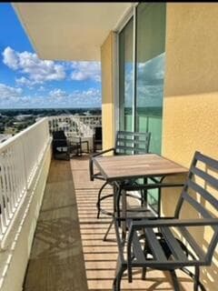 700 E Boynton Beach Boulevard E 1509, Boynton Beach, FL 33435 — photo 1 of 7