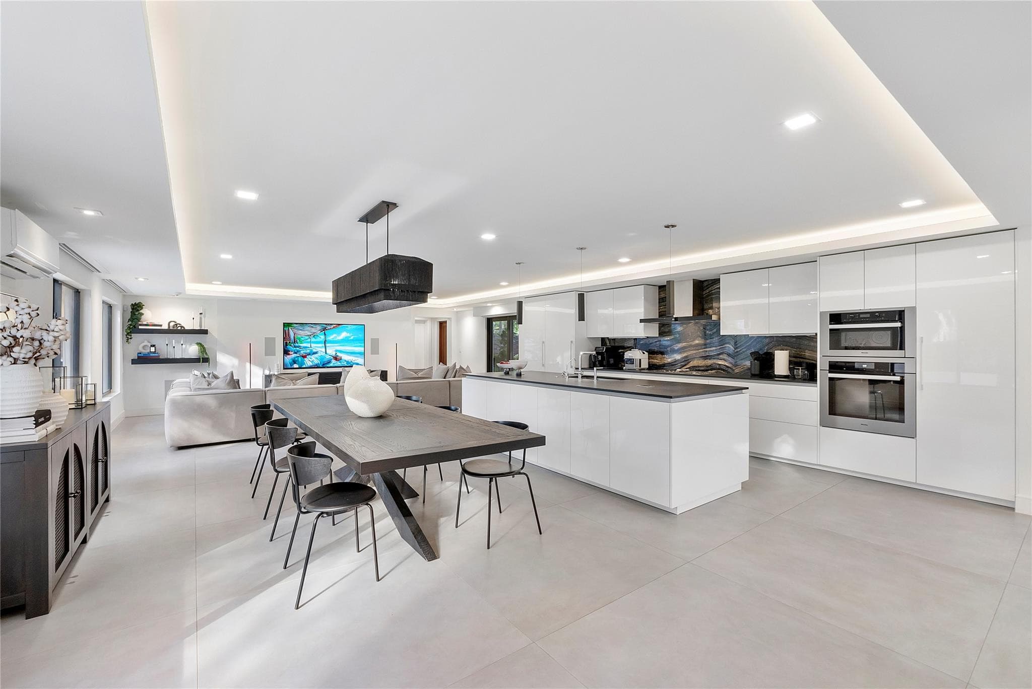 500 NE 14th Avenue, Fort Lauderdale, FL 33301 — photo 2 of 62