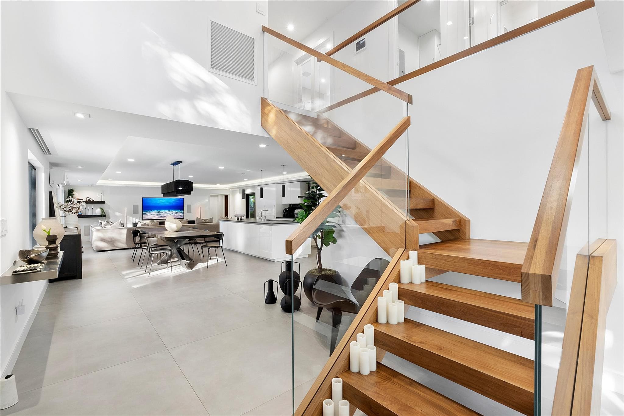 500 NE 14th Avenue, Fort Lauderdale, FL 33301 — photo 1 of 62