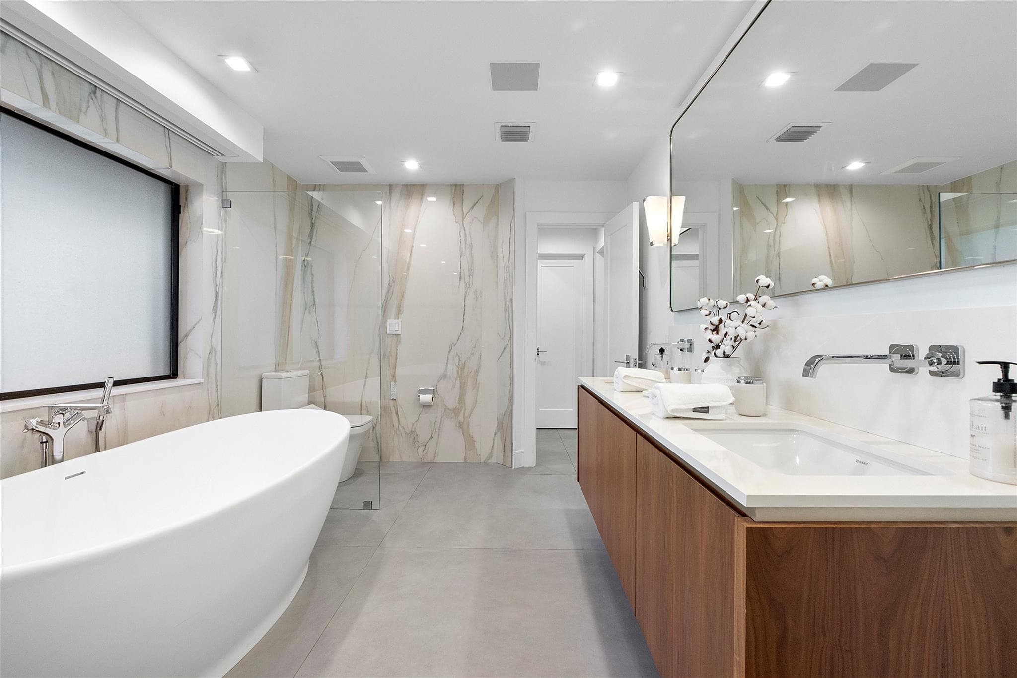 500 NE 14th Avenue, Fort Lauderdale, FL 33301 — photo 16 of 62