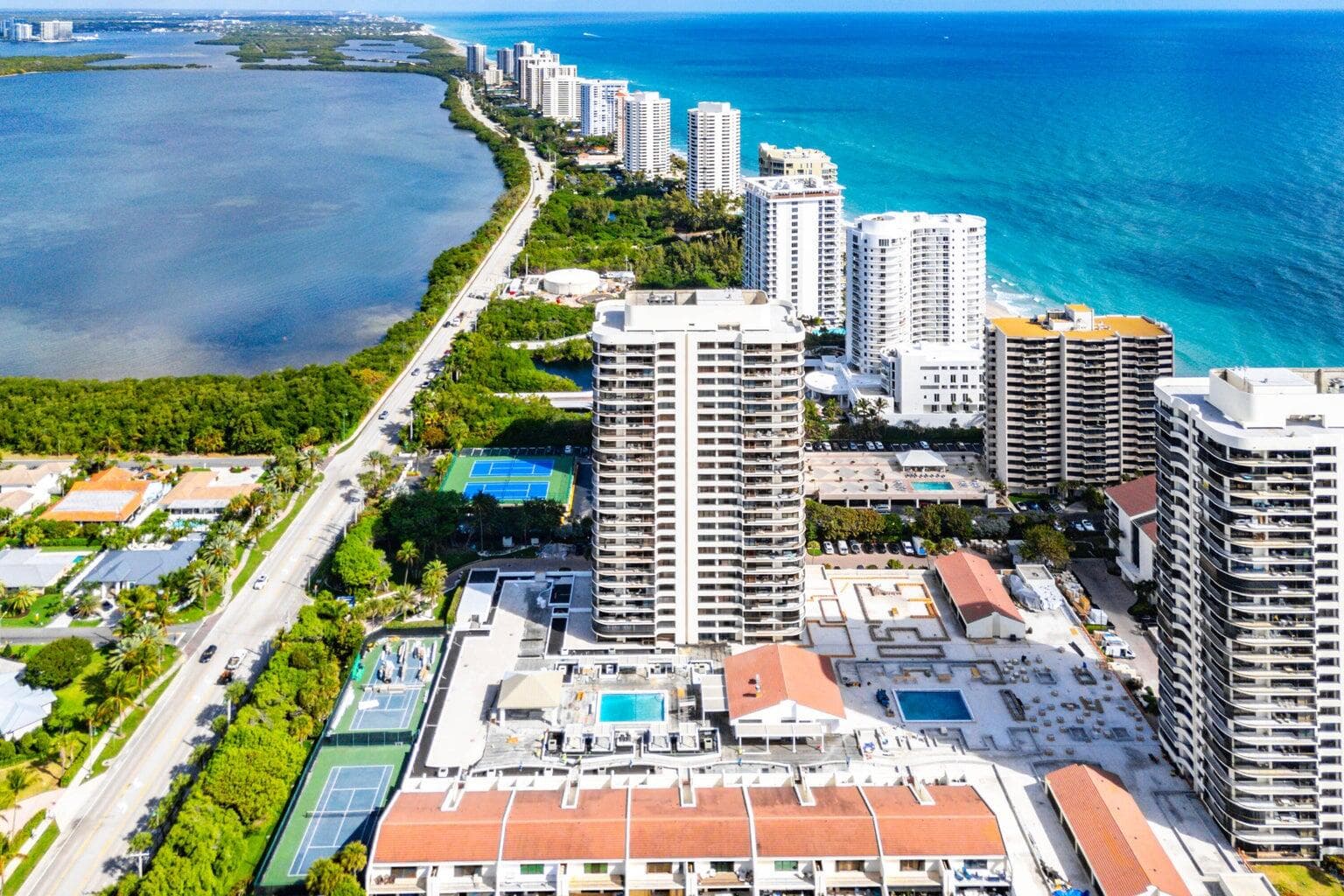 3972 N Ocean Drive 5, Singer Island, FL 33404 — photo 43 of 60