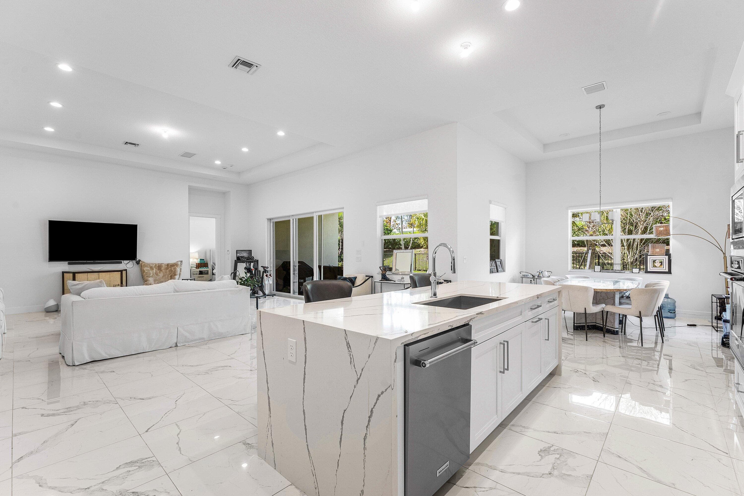 9256 Crestview Circle, Palm Beach Gardens, FL 33412 — photo 9 of 50