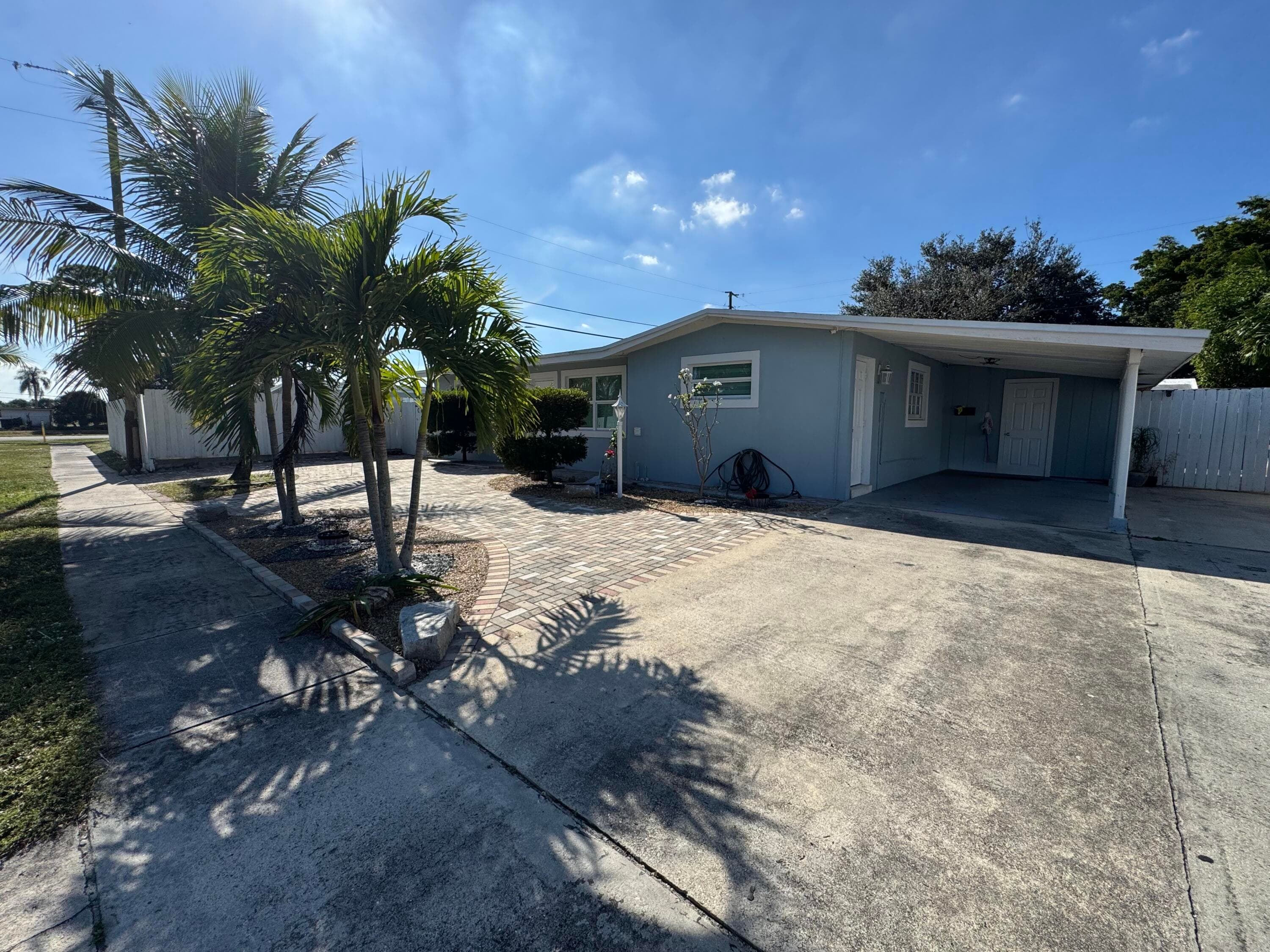1959 Baythorne Road, West Palm Beach, FL 33415 — photo 3 of 50