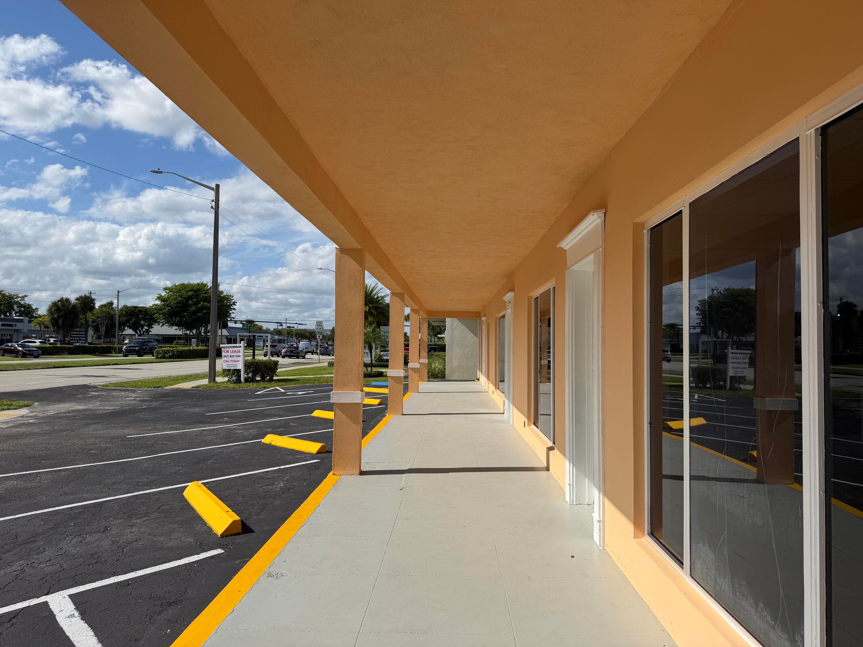 3060 N Federal Highway, Boca Raton, FL 33431 — photo 3 of 15