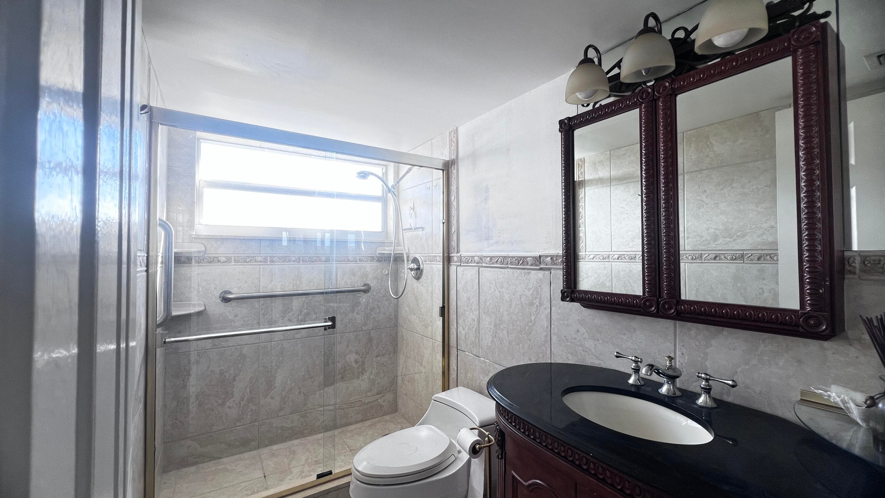 3581 S Ocean Boulevard 7e, South Palm Beach, FL 33480 — photo 11 of 22