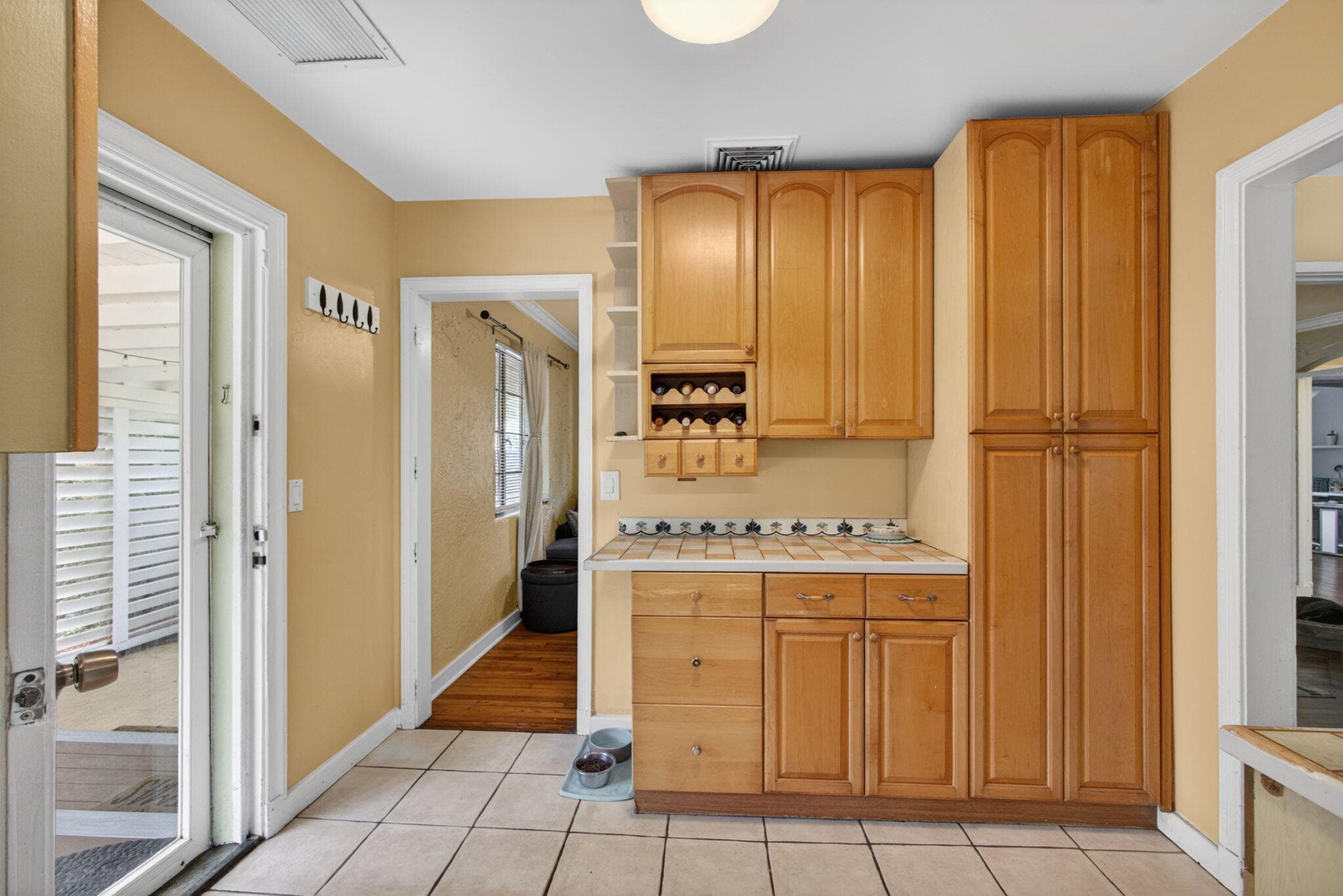 502 49th Street, West Palm Beach, FL 33407 — photo 14 of 67