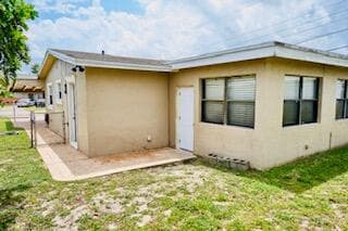 2611 NW 27th Street, Oakland Park, FL 33311 — photo 4 of 25