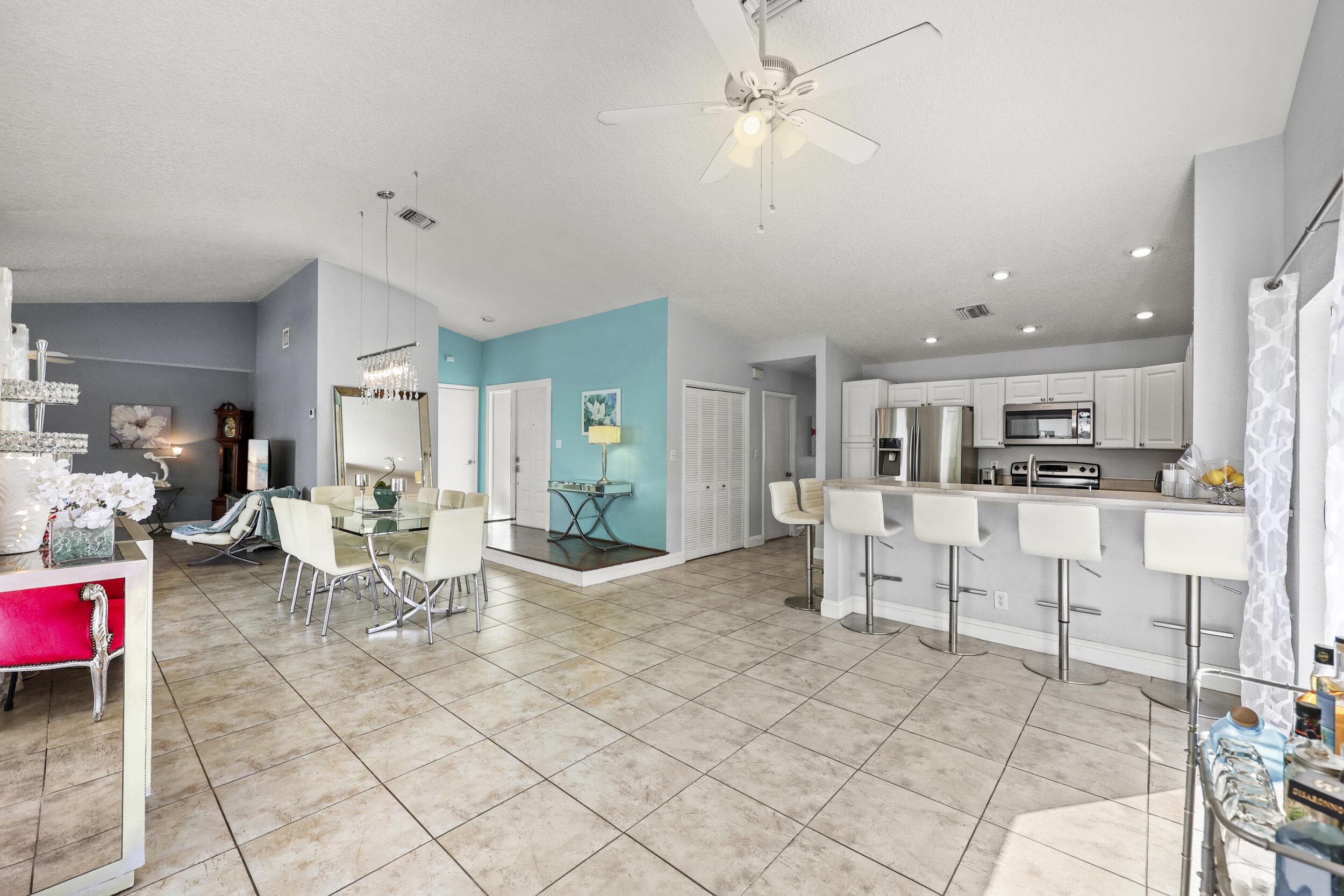 21059 Rustlewood Avenue, Boca Raton, FL 33428 — photo 8 of 43