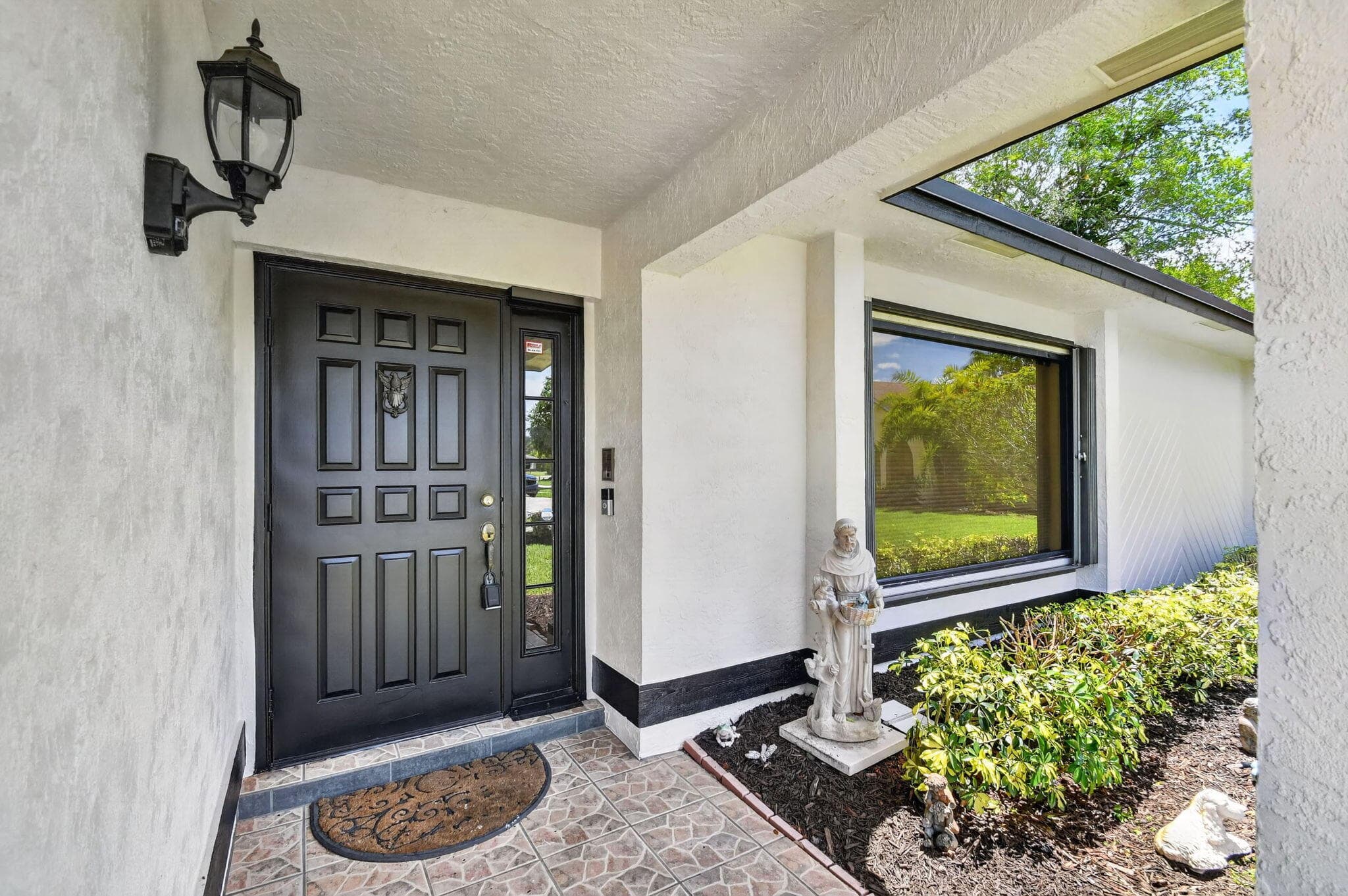 980 Ryanwood Drive, West Palm Beach, FL 33413 — photo 4 of 66