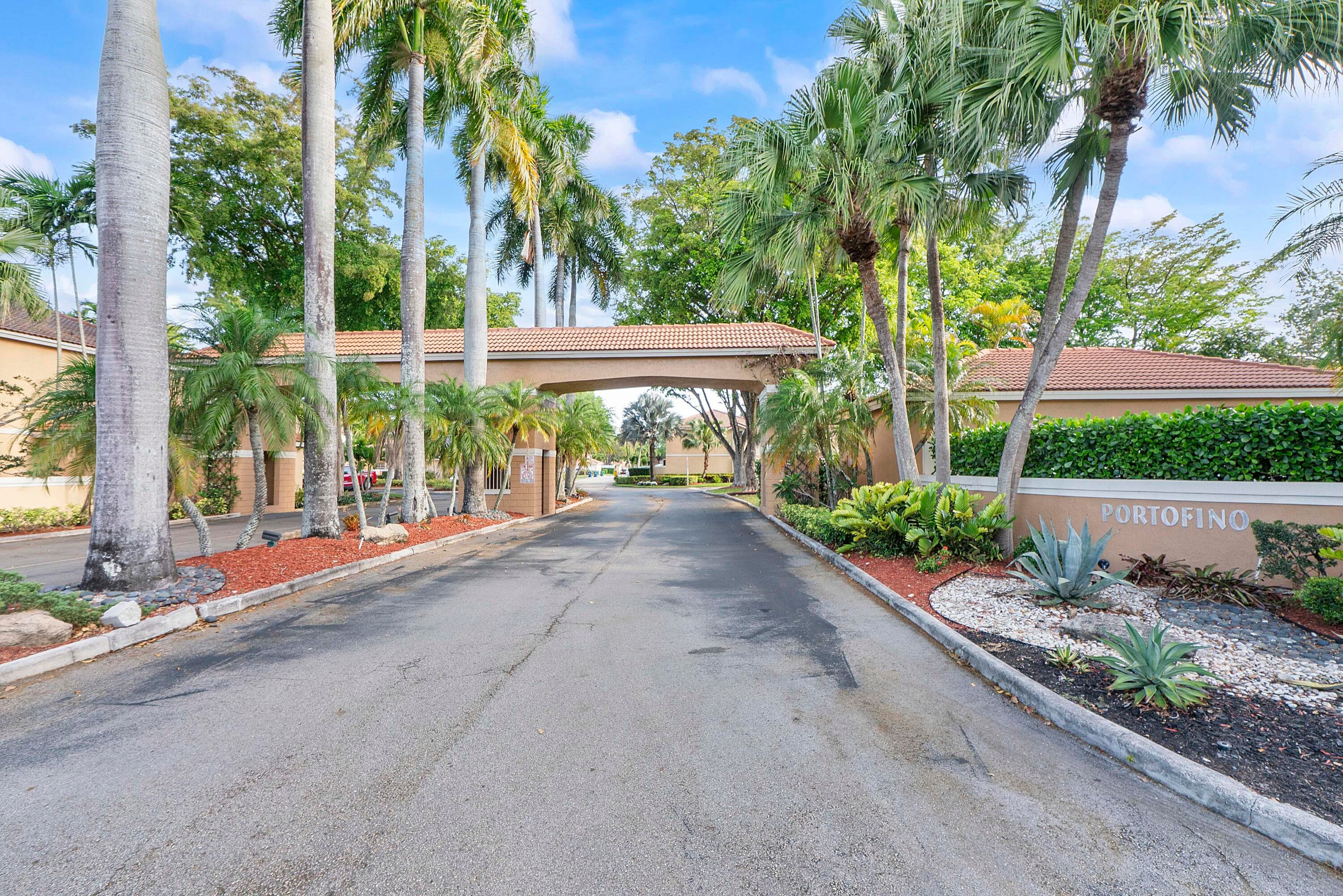 11377 Lakeview Drive, Coral Springs, FL 33071 — photo 41 of 41