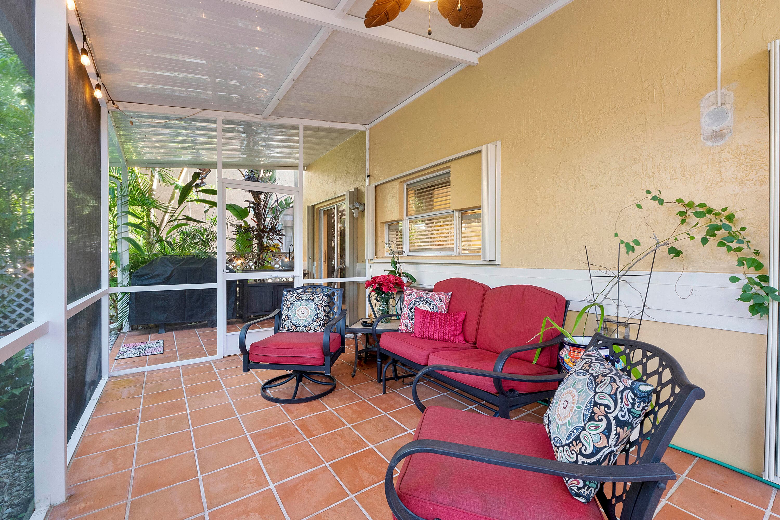11377 Lakeview Drive, Coral Springs, FL 33071 — photo 26 of 41