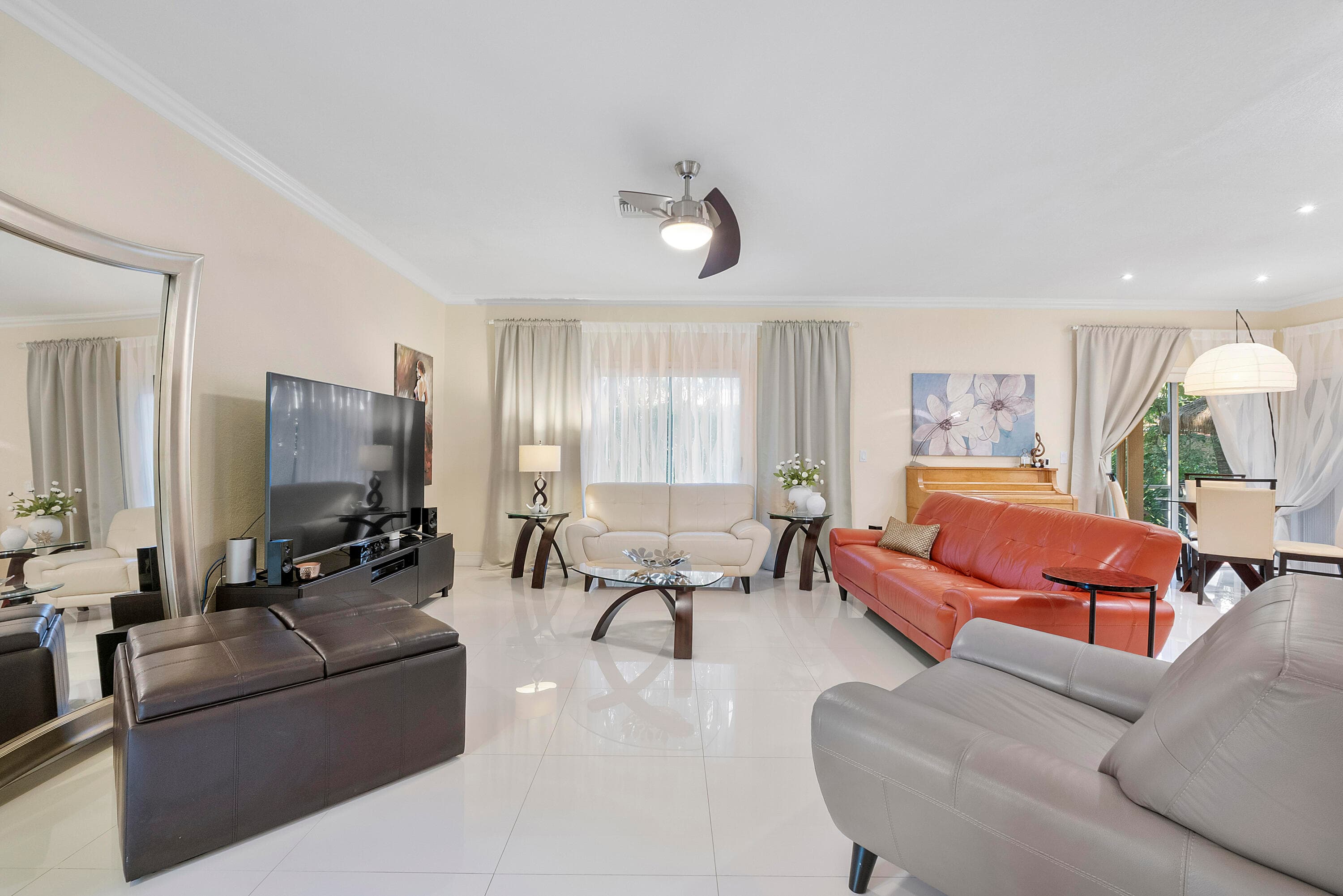 11377 Lakeview Drive, Coral Springs, FL 33071 — photo 7 of 41